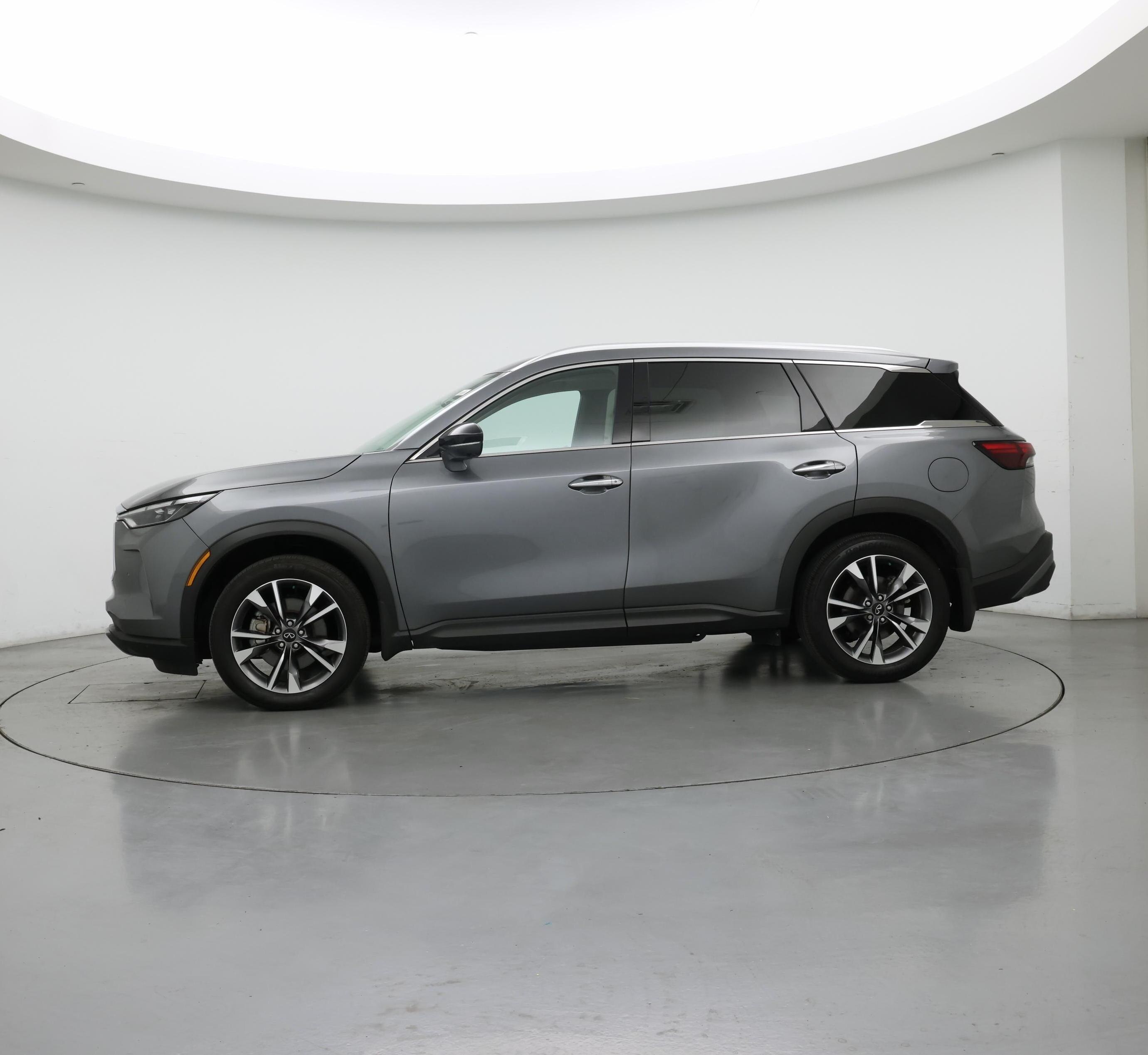 Thumbnail: 2023 INFINITI QX60 - 3