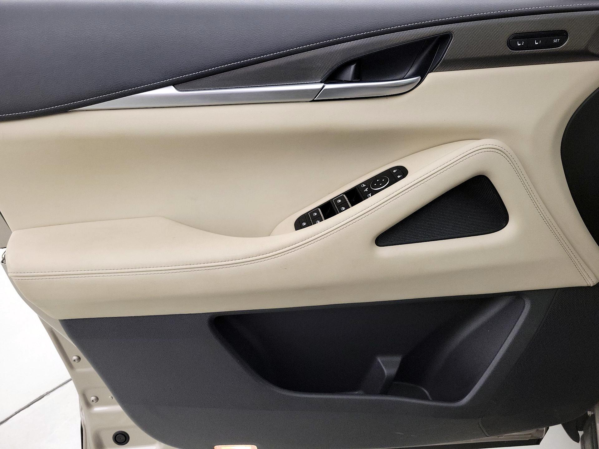 Thumbnail: 2023 INFINITI QX60 - 12