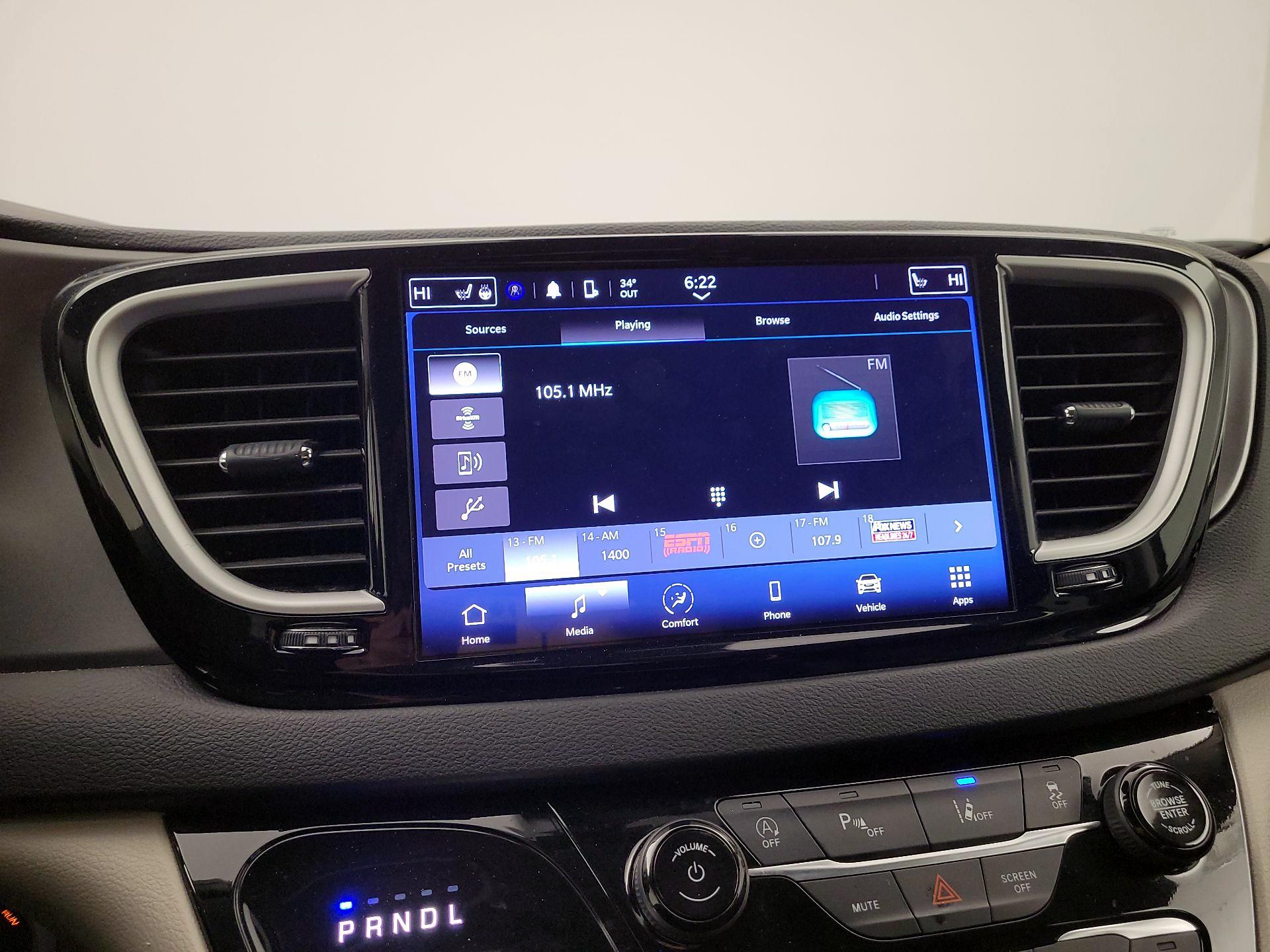 Thumbnail: 2024 Chrysler Pacifica - 15