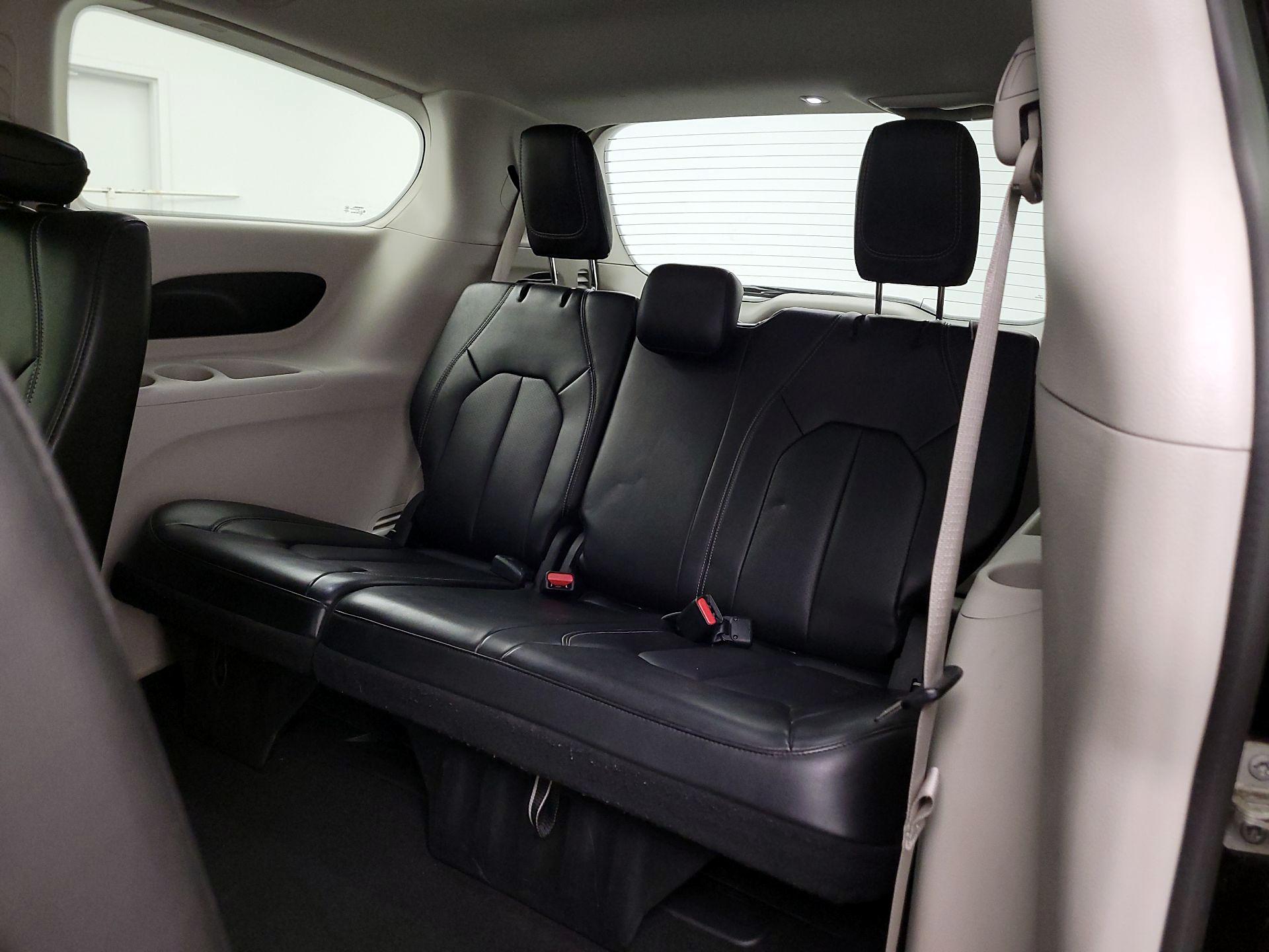 Thumbnail: 2024 Chrysler Pacifica - 20