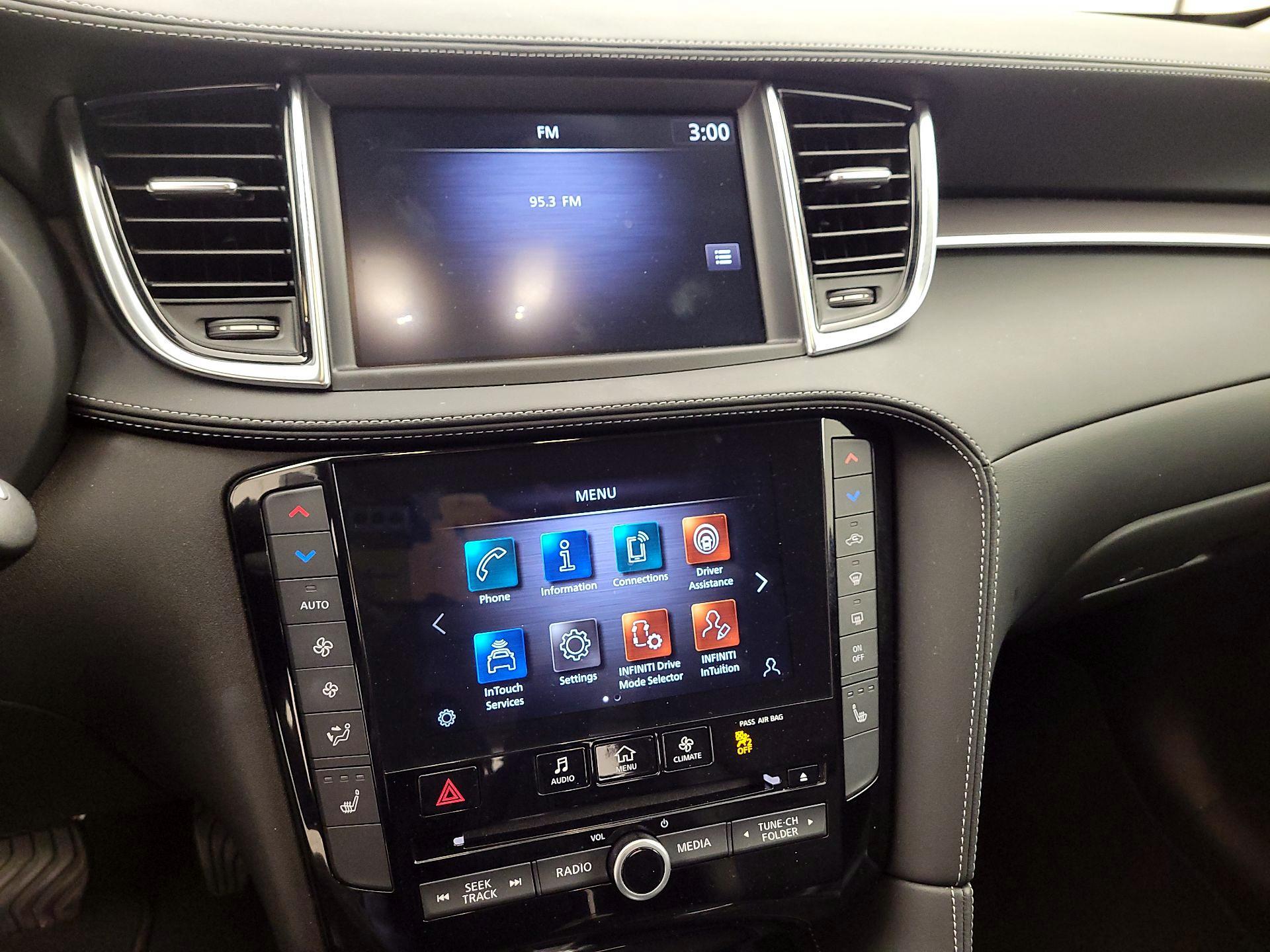 Thumbnail: 2022 INFINITI QX50 - 13