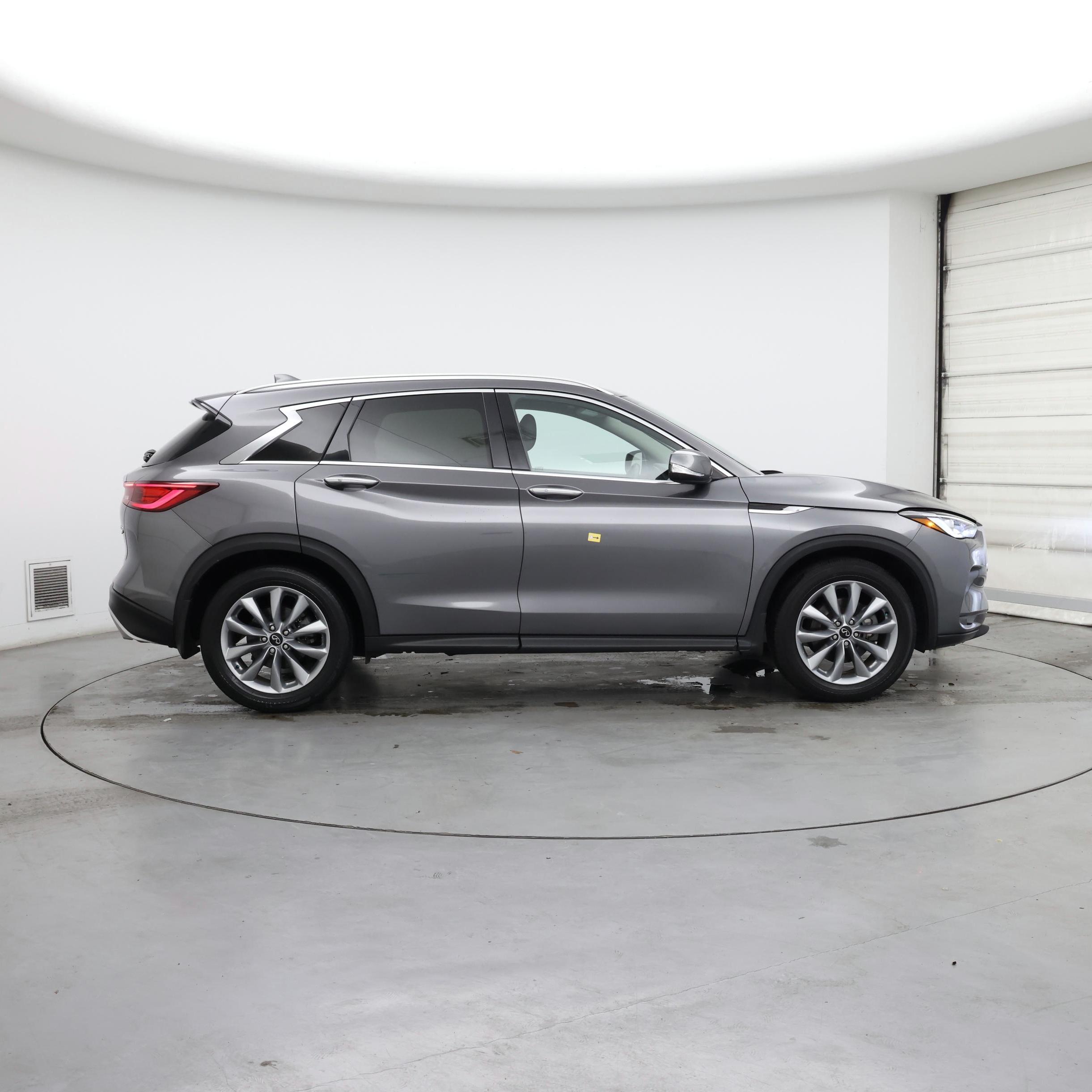 Thumbnail: 2022 INFINITI QX50 - 7