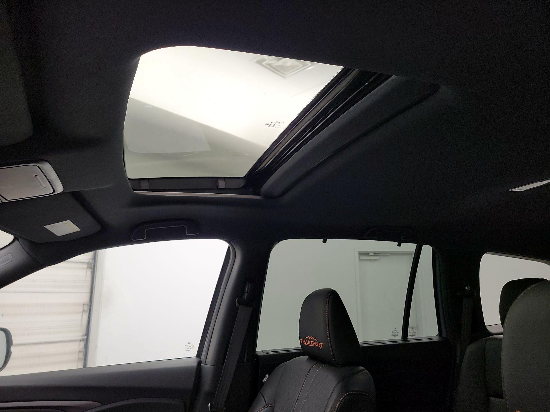 Thumbnail: 2022 Honda Pilot - 18