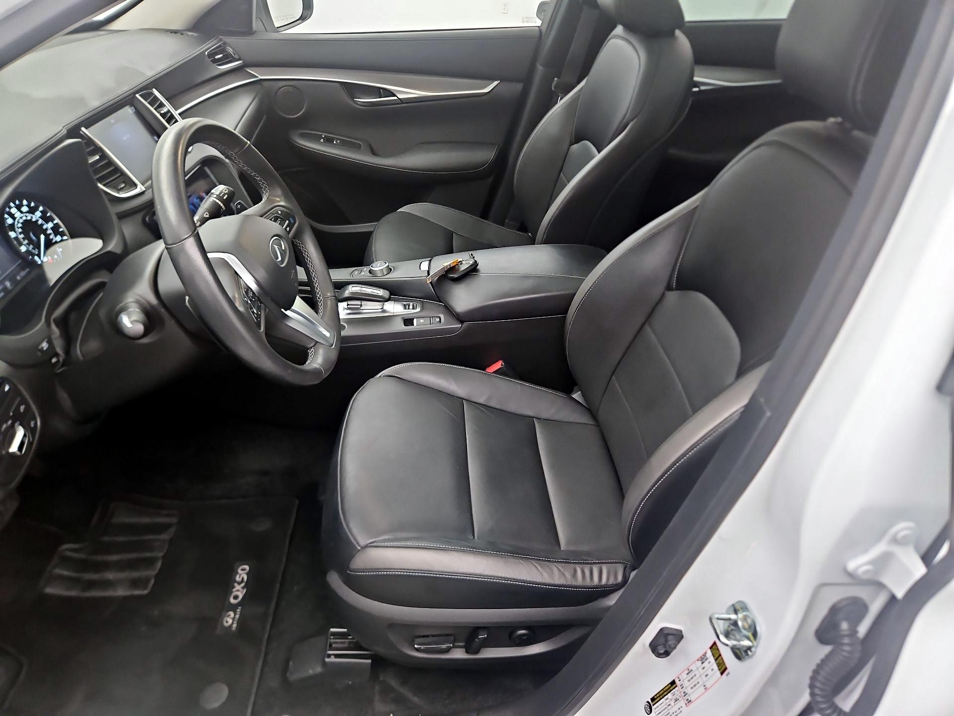 Thumbnail: 2023 INFINITI QX50 - 11