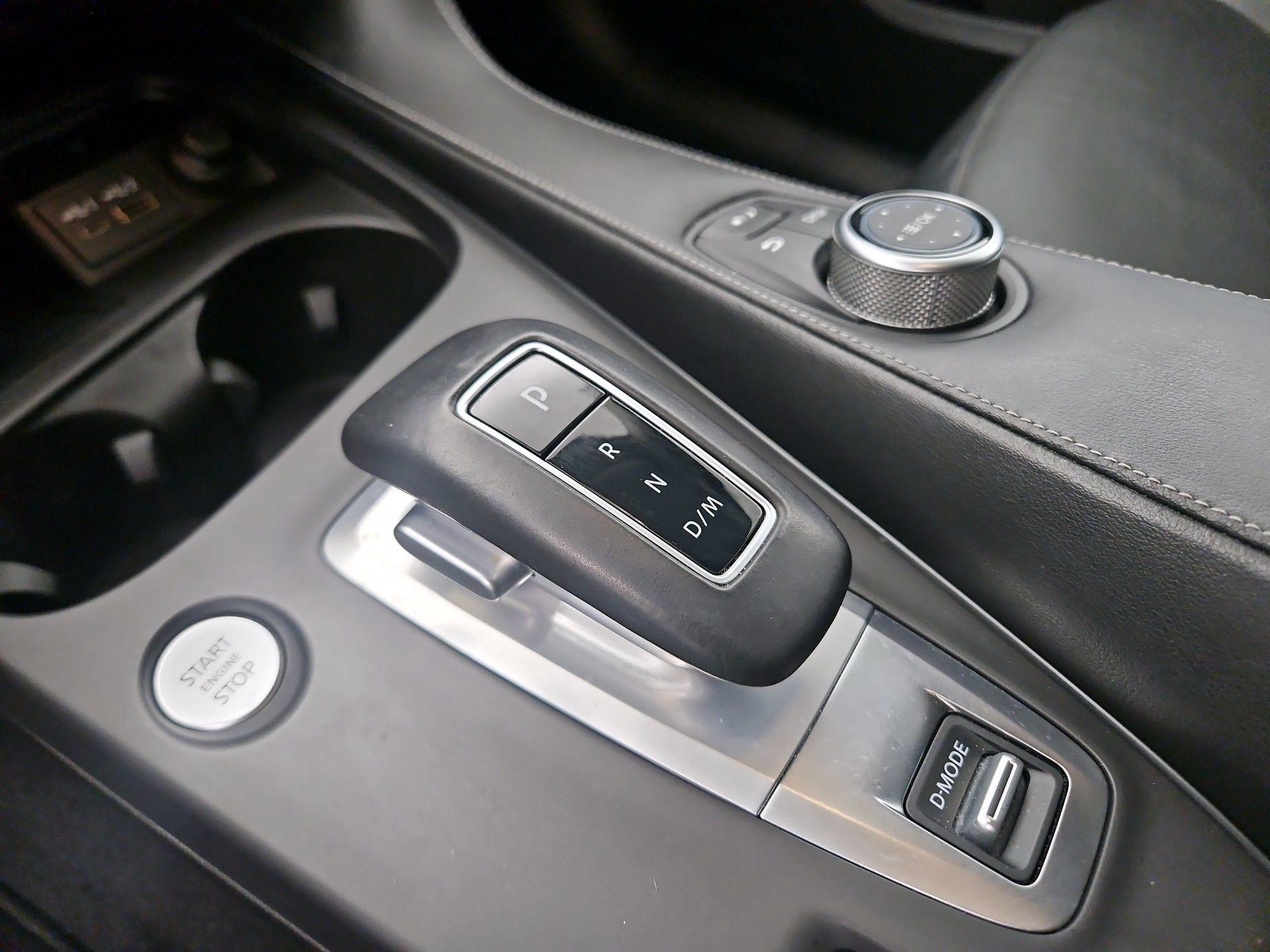 Thumbnail: 2023 INFINITI QX50 - 17