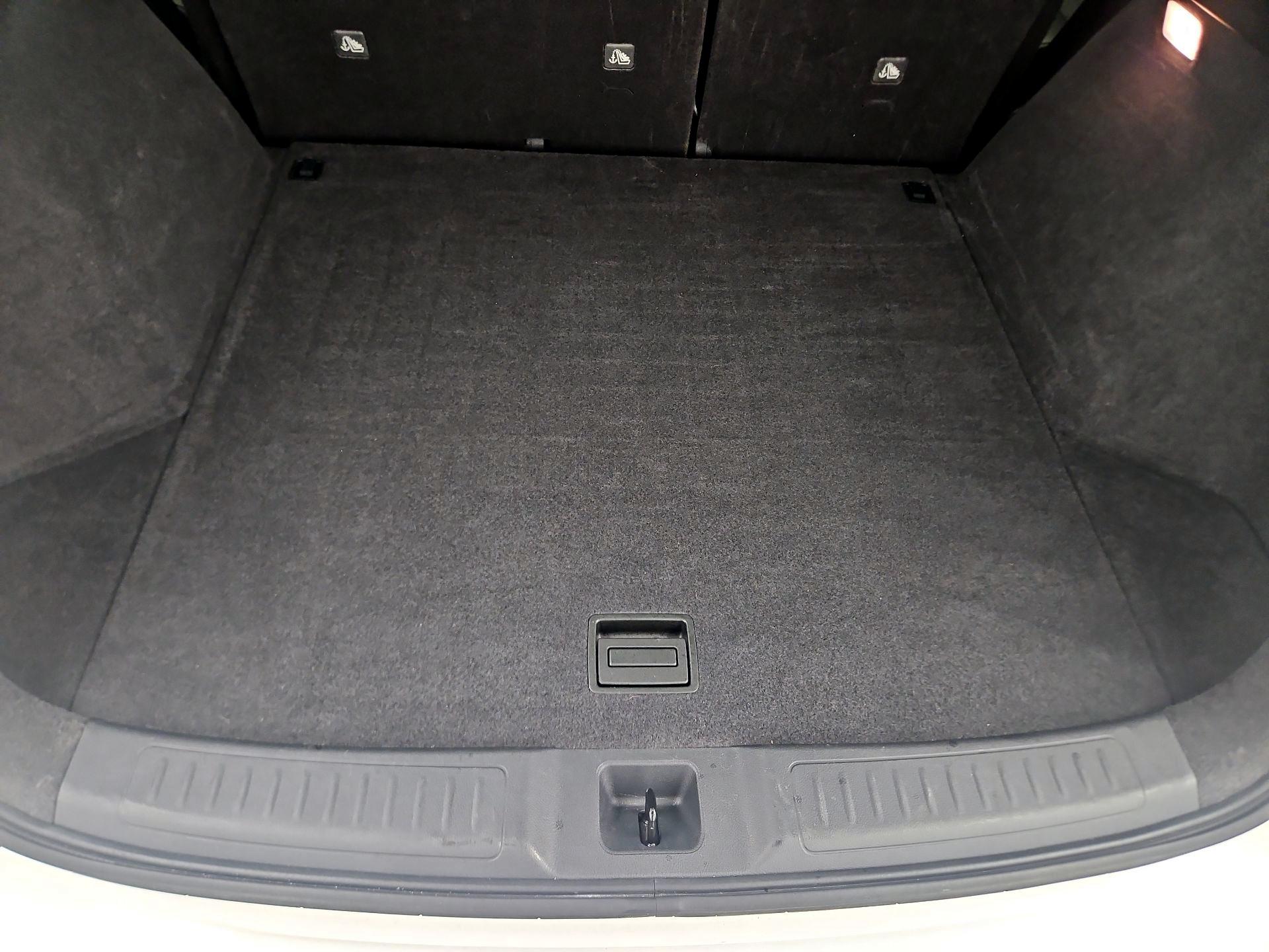 Thumbnail: 2023 INFINITI QX50 - 20