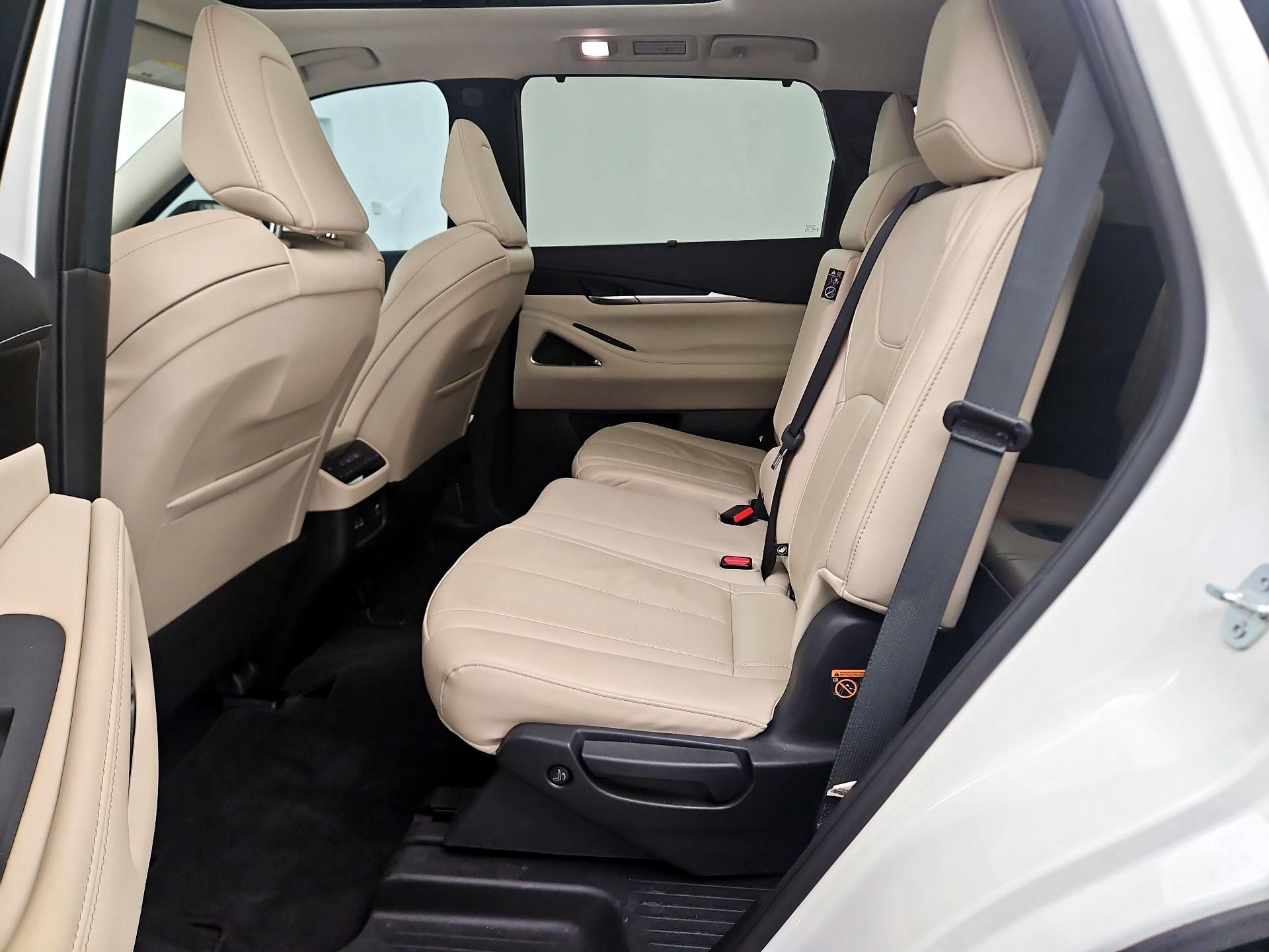 Thumbnail: 2023 INFINITI QX60 - 20