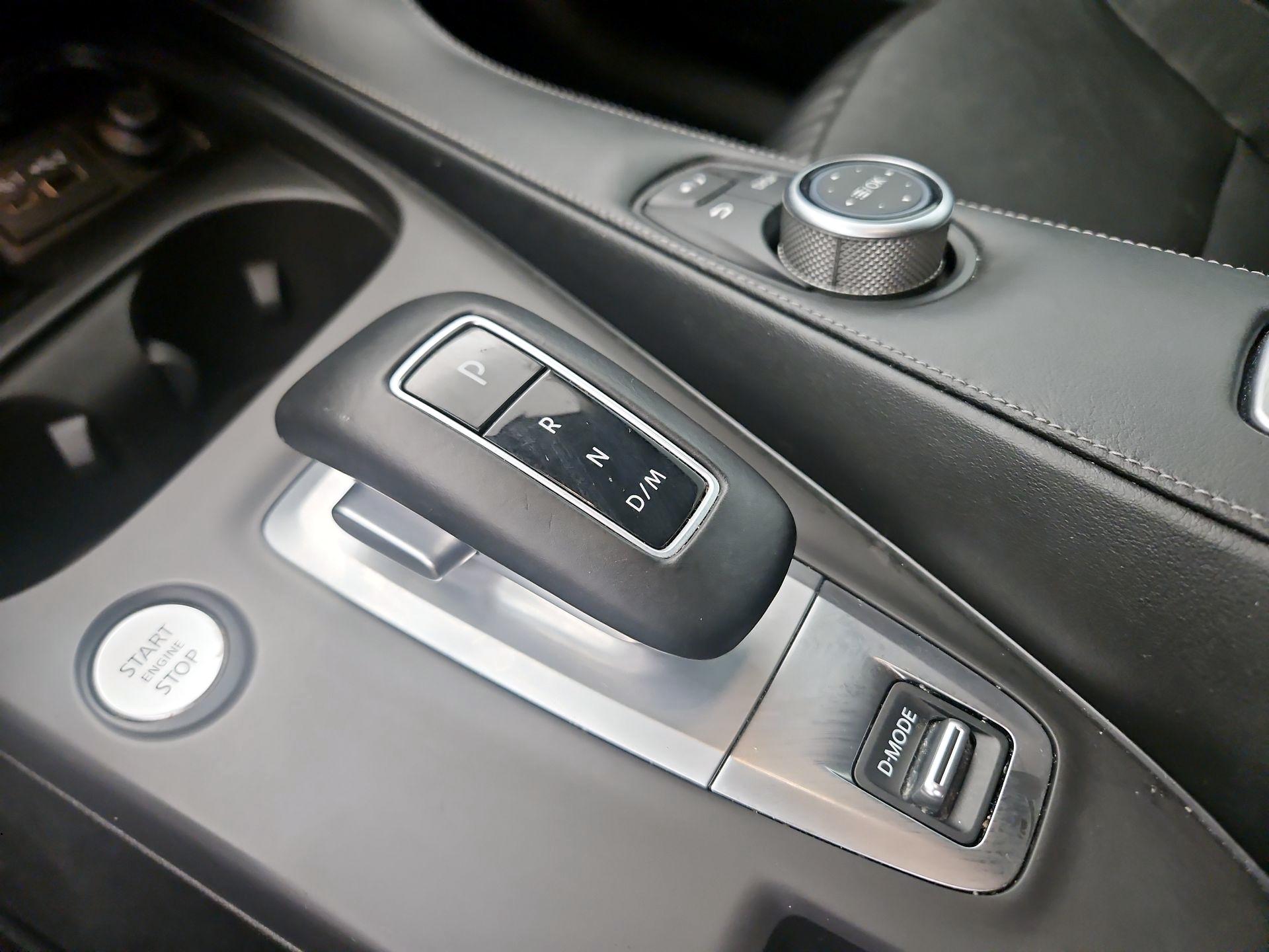 Thumbnail: 2023 INFINITI QX50 - 17