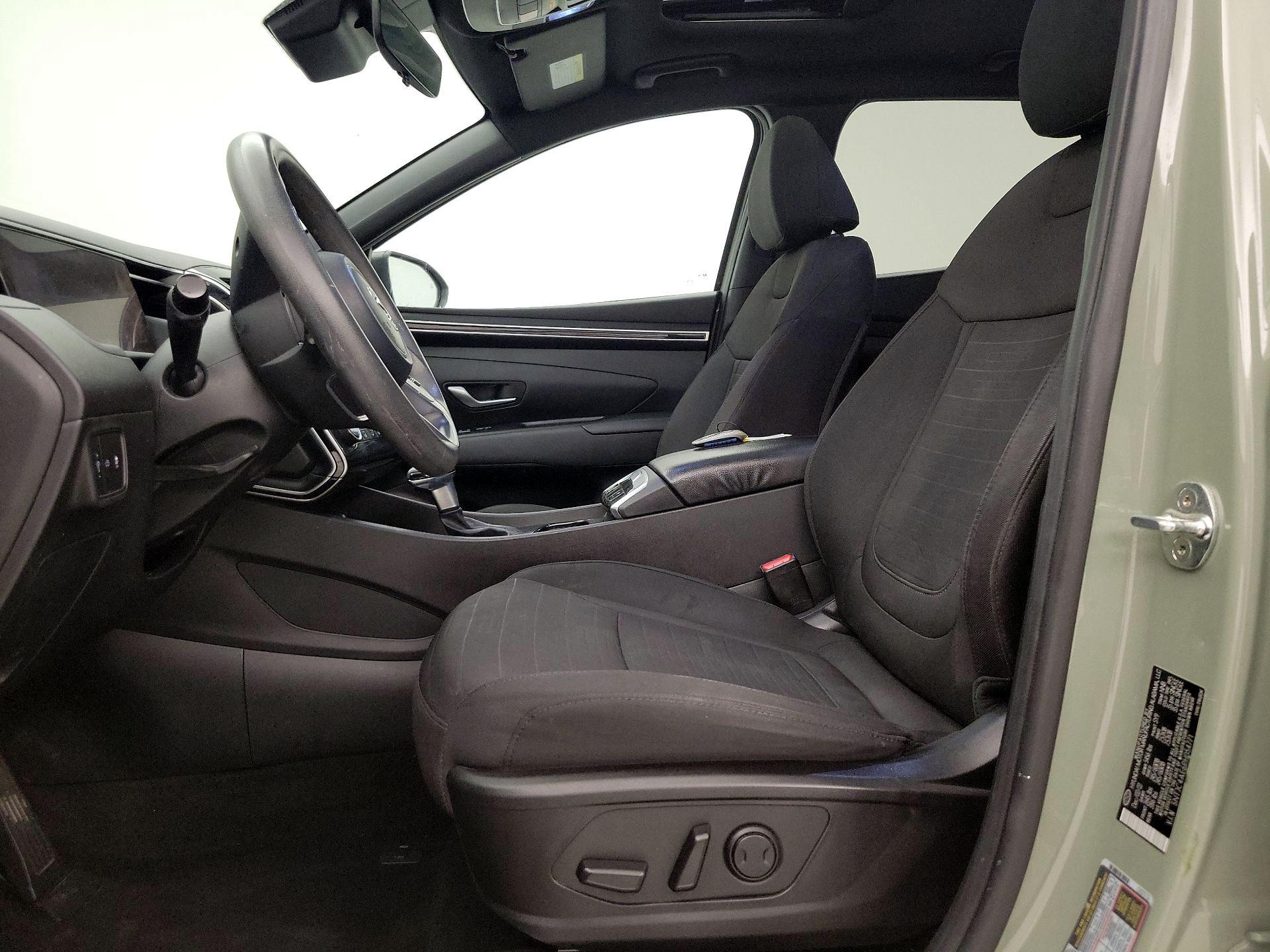 Thumbnail: 2023 Hyundai Santa Cruz - 11