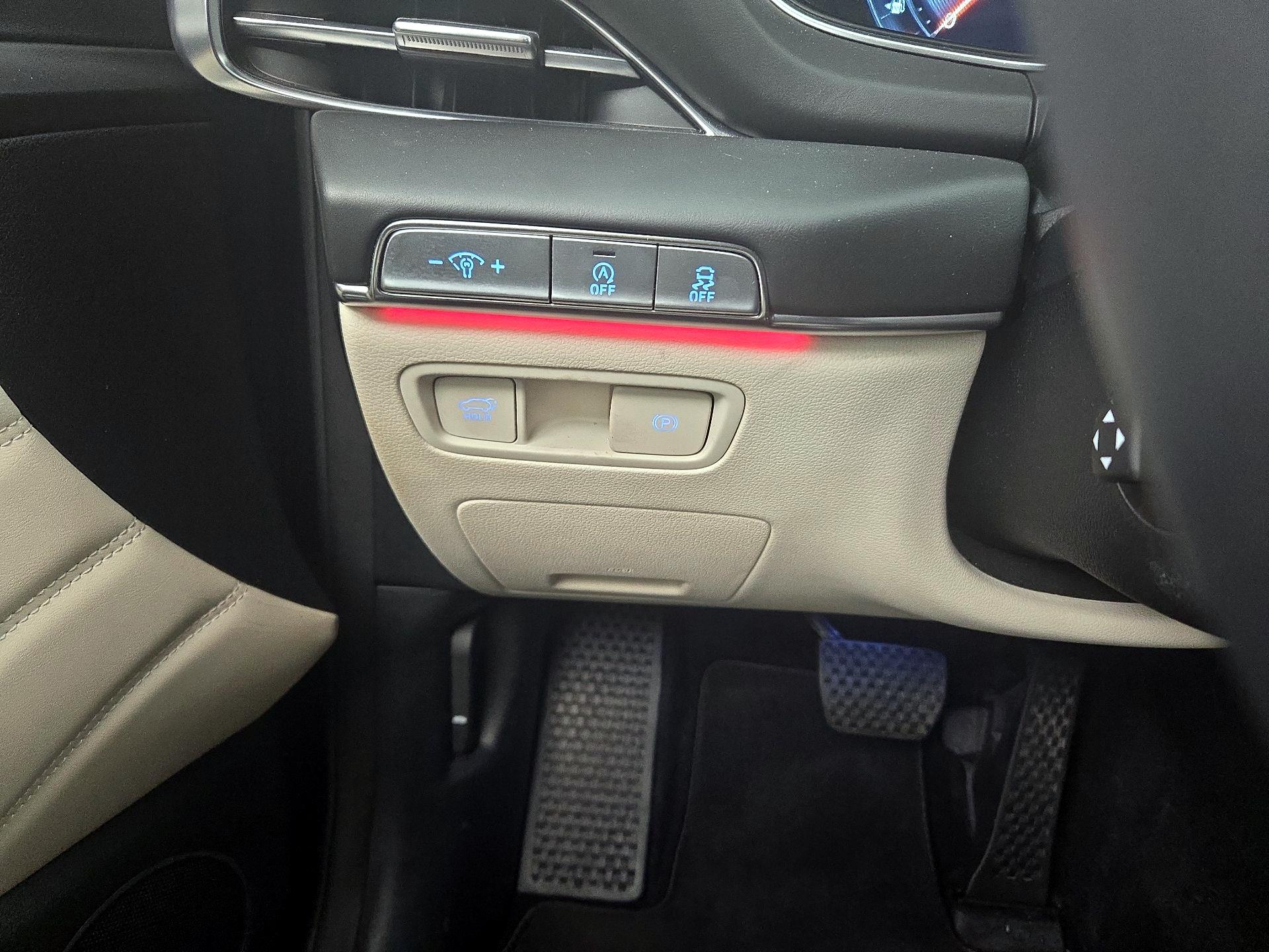 Thumbnail: 2023 Genesis GV80 - 13