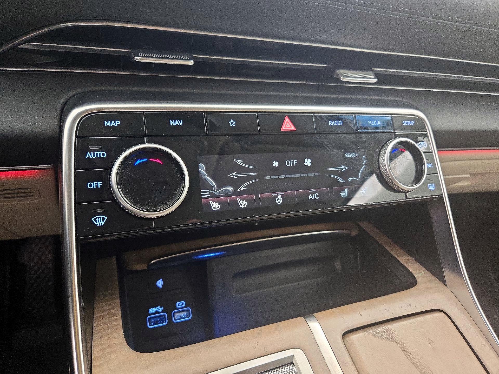 Thumbnail: 2023 Genesis GV80 - 17