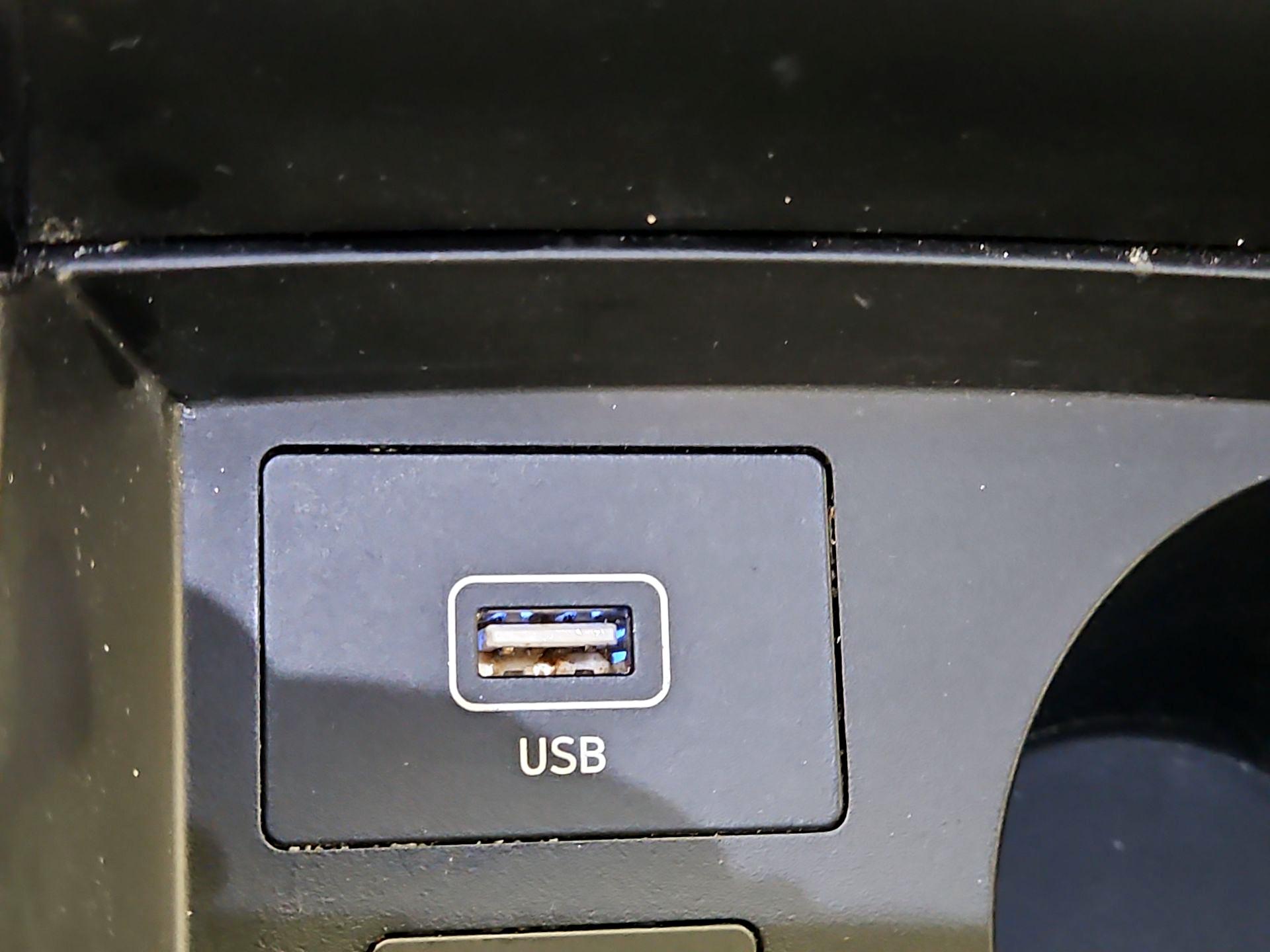 Thumbnail: 2022 Hyundai Santa Fe - 19