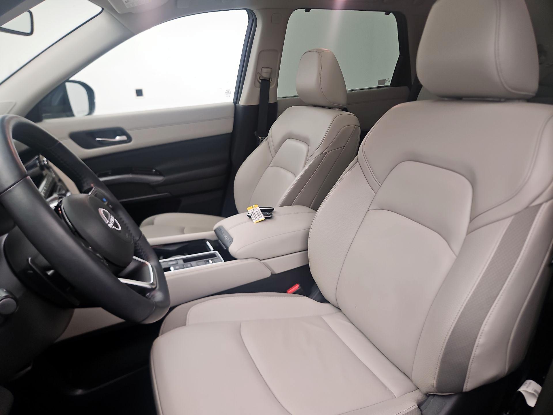 Thumbnail: 2023 INFINITI QX50 - 11