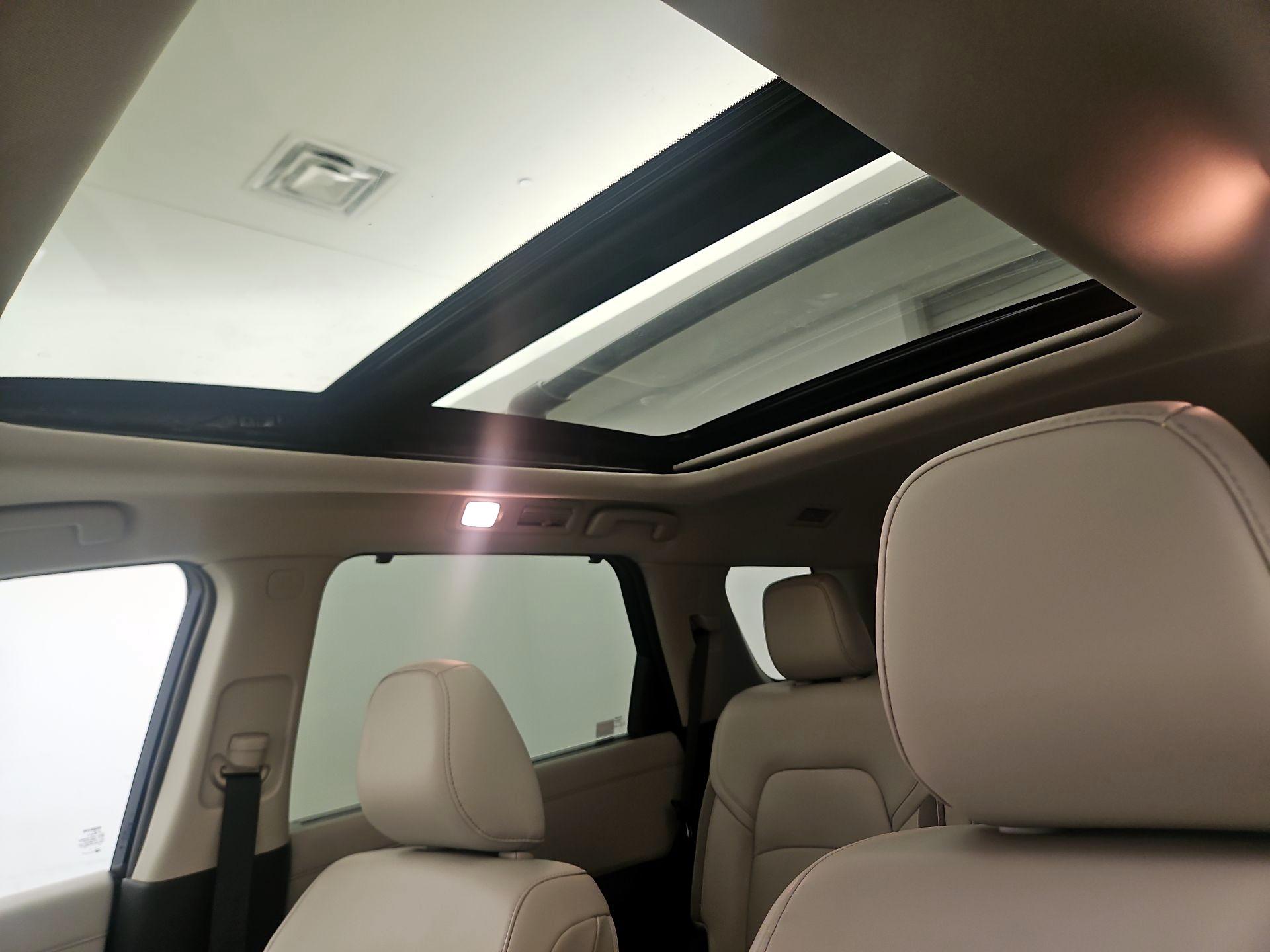 Thumbnail: 2023 INFINITI QX50 - 18