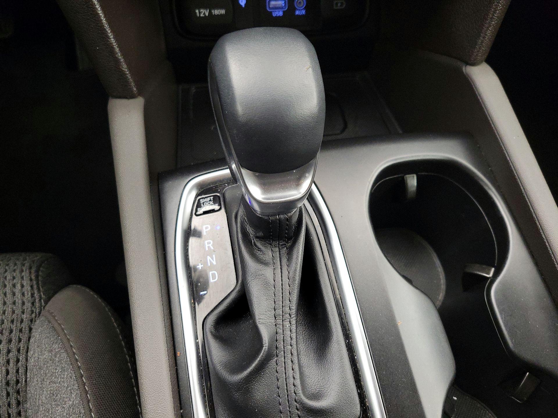 Thumbnail: 2020 Hyundai Santa Fe - 17