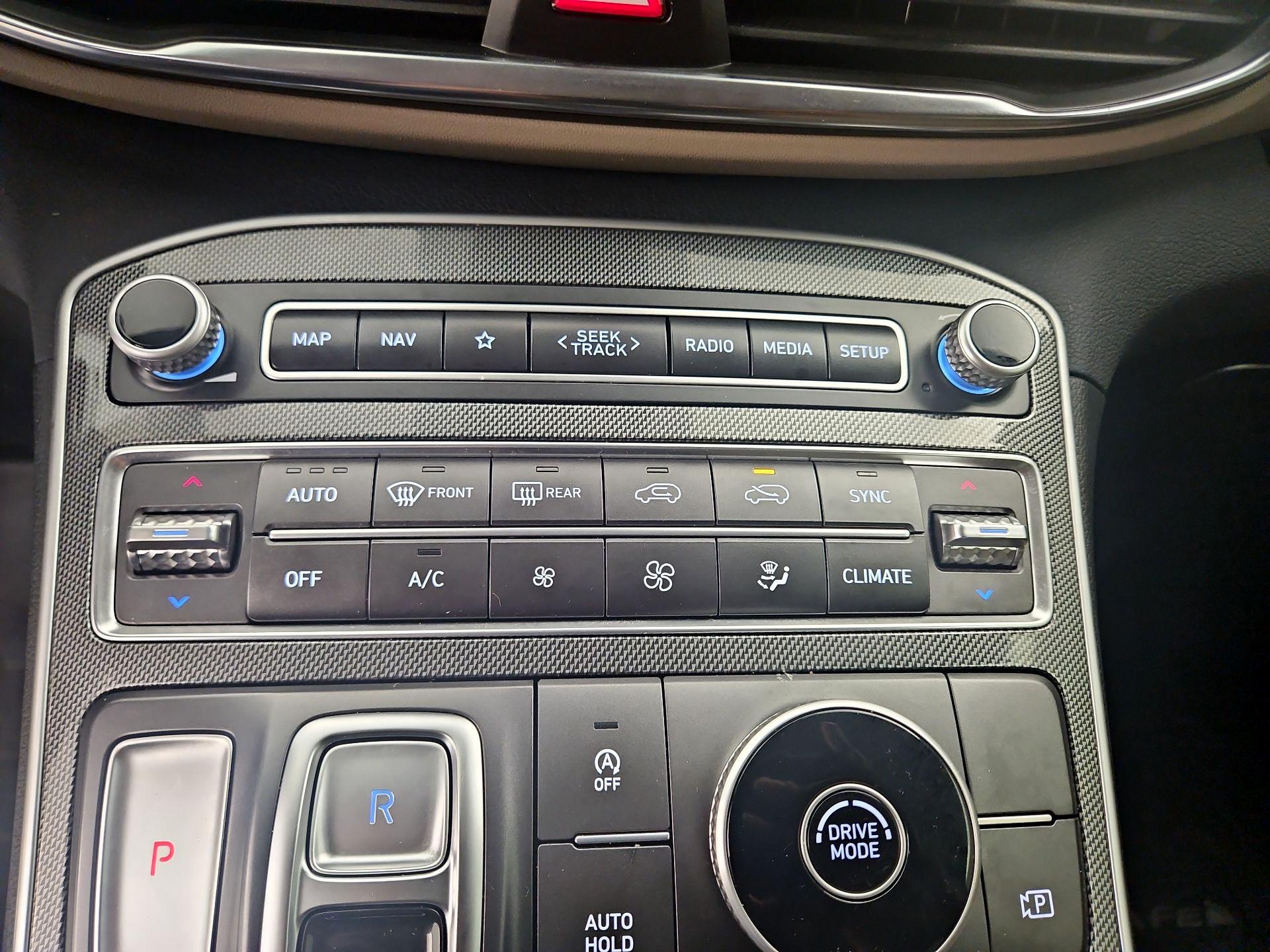 Thumbnail: 2023 Hyundai Santa Fe - 17