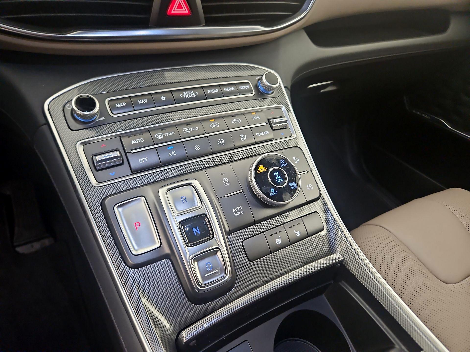 Thumbnail: 2023 Hyundai Santa Fe - 17