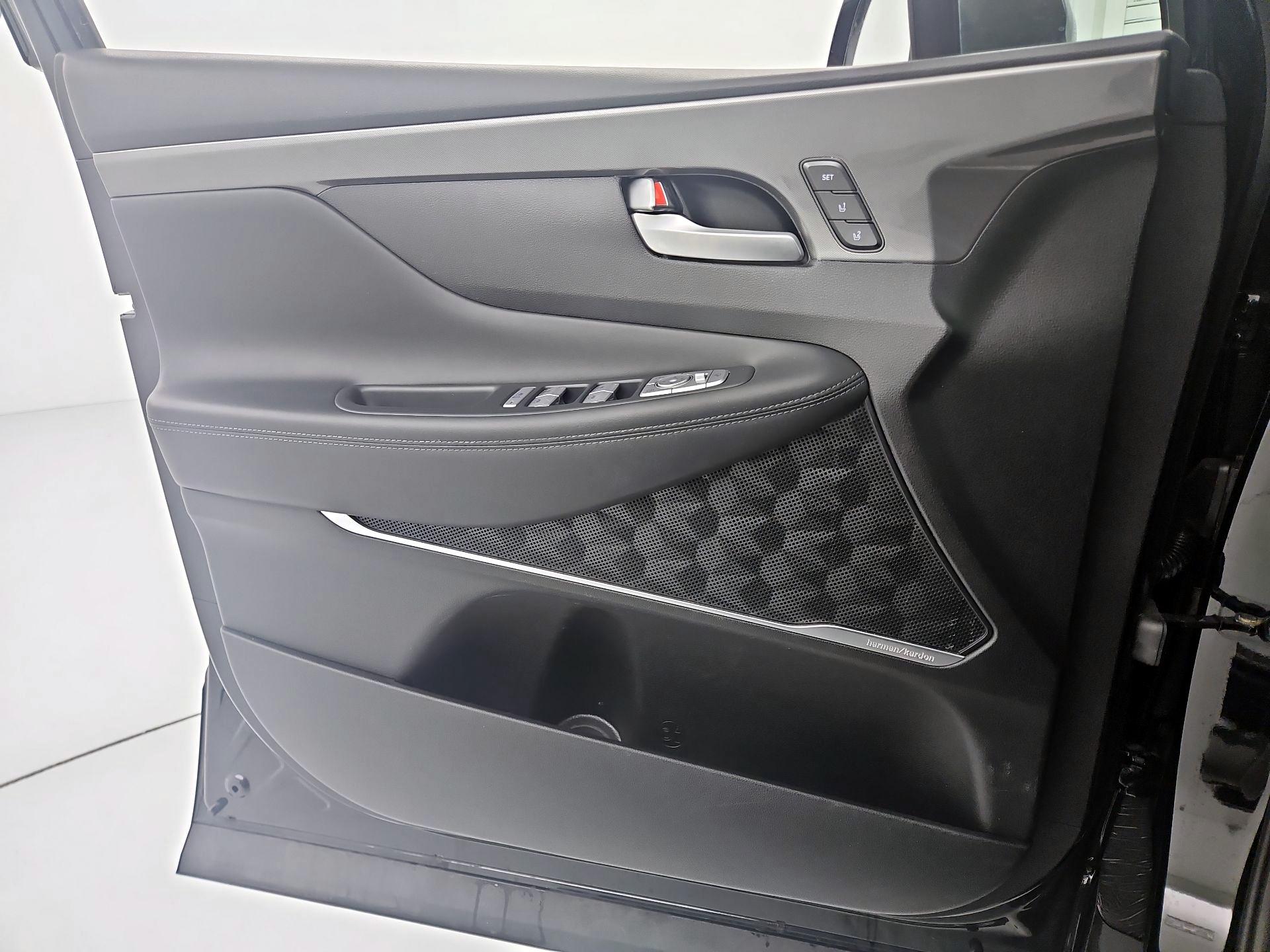 Thumbnail: 2023 Hyundai Santa Fe - 12
