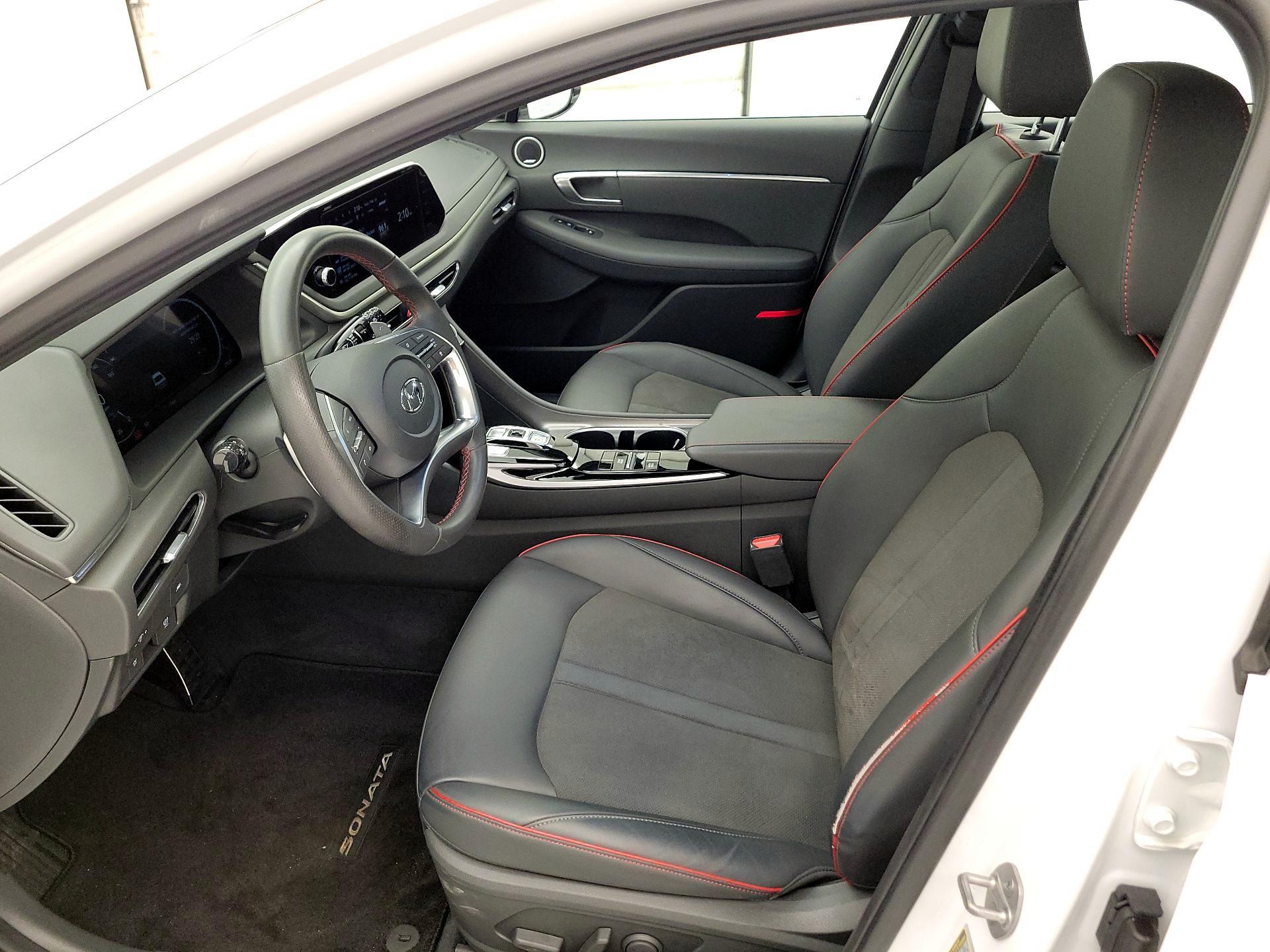 Thumbnail: 2023 Hyundai Sonata - 11