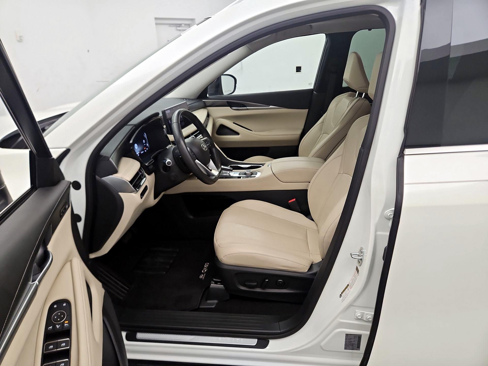 Thumbnail: 2023 INFINITI QX60 - 11