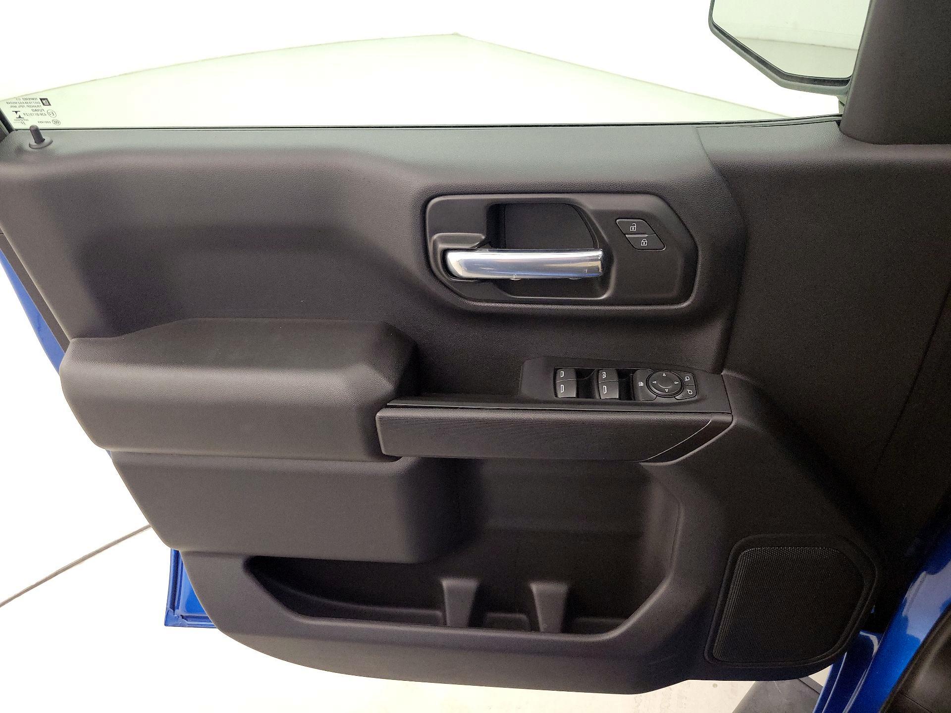 Thumbnail: 2022 Chevrolet Silverado 1500 - 12