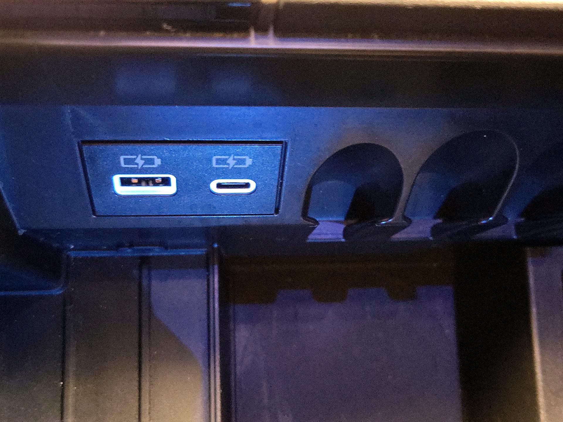 Thumbnail: 2023 Toyota Tundra - 18