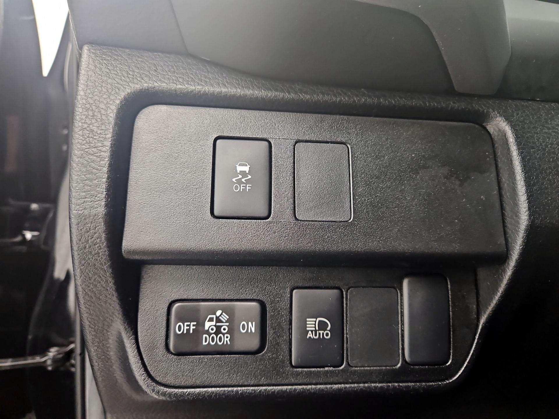 Thumbnail: 2023 Toyota Tacoma - 13