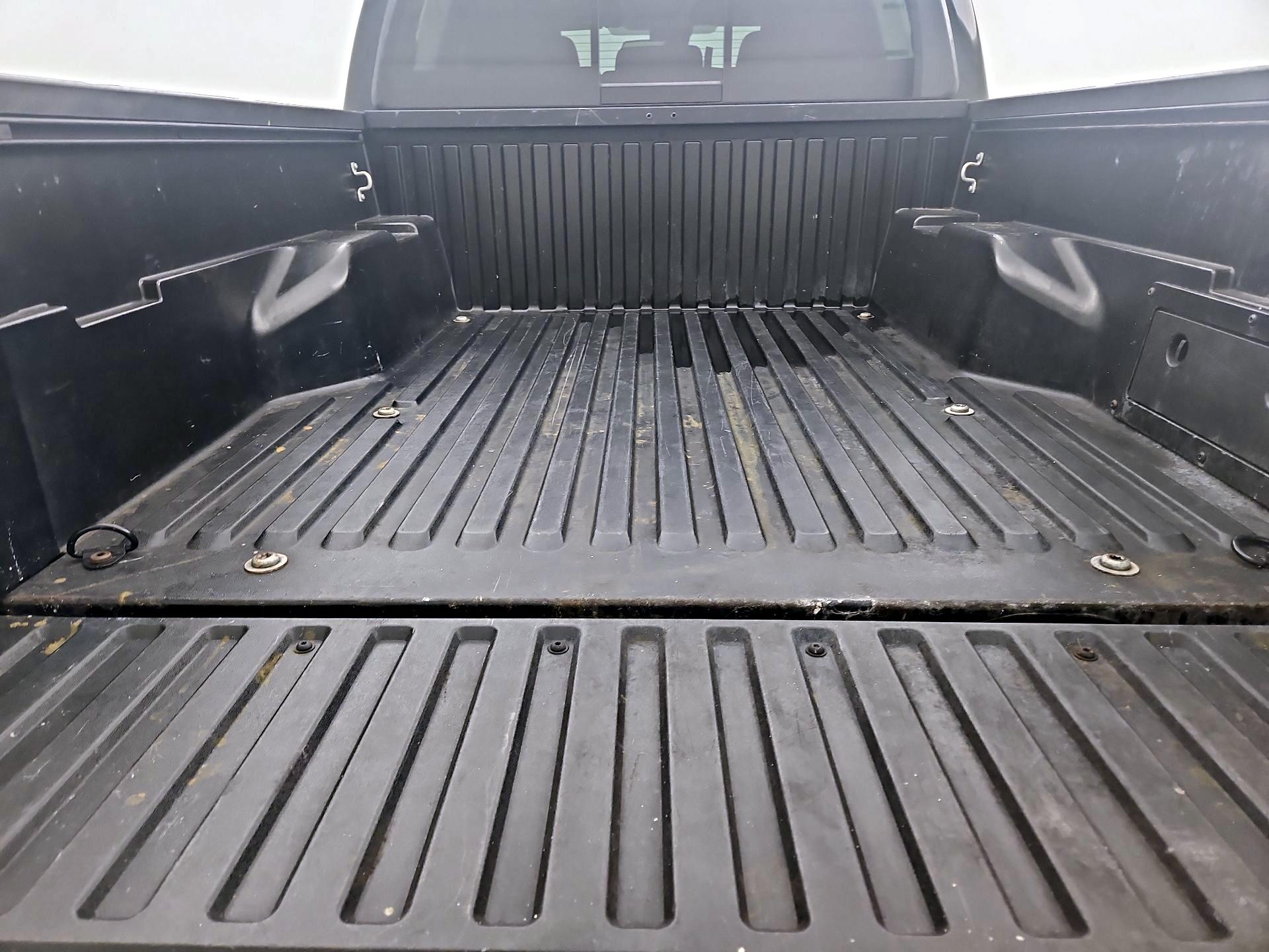 Thumbnail: 2023 Toyota Tacoma - 20