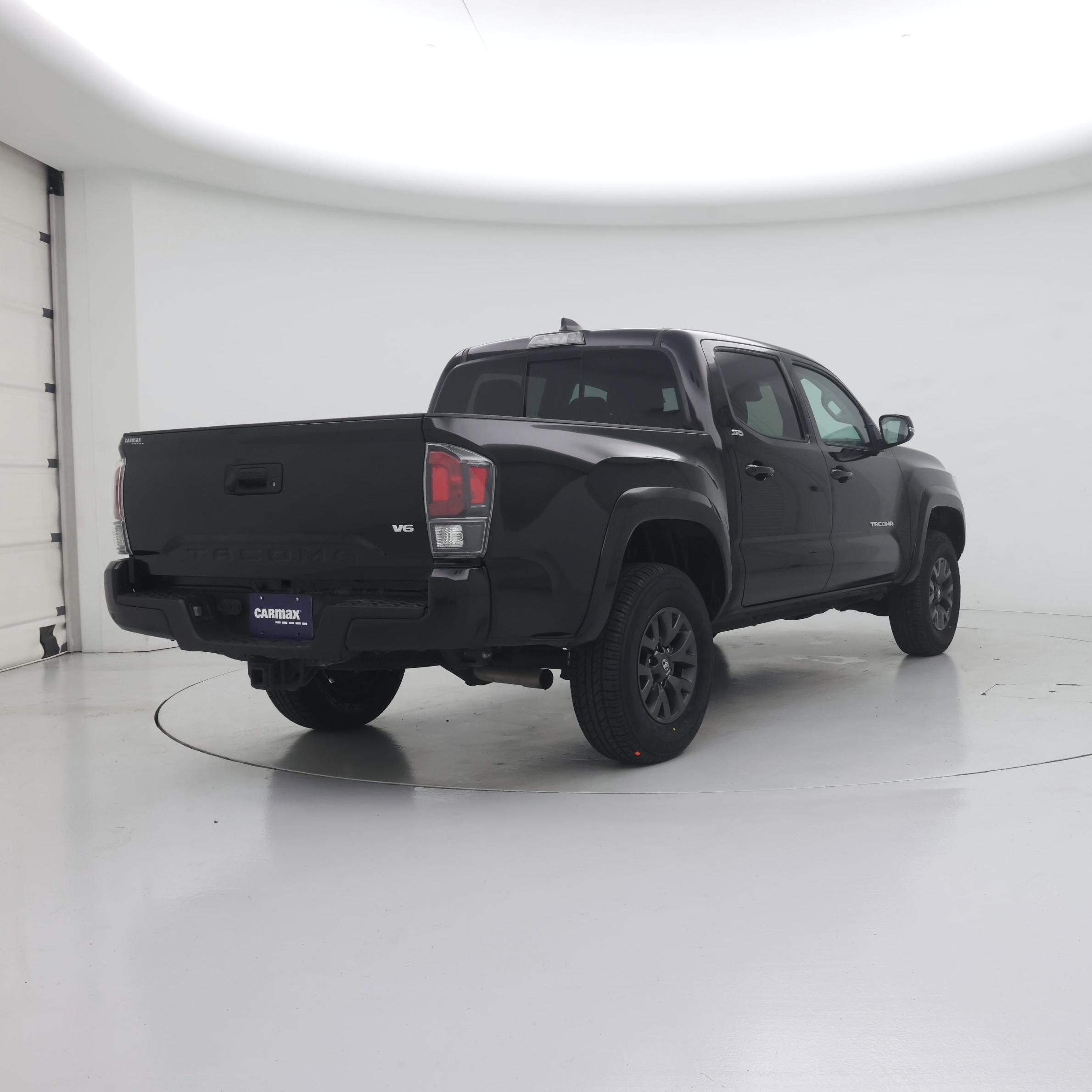 Thumbnail: 2023 Toyota Tacoma - 8