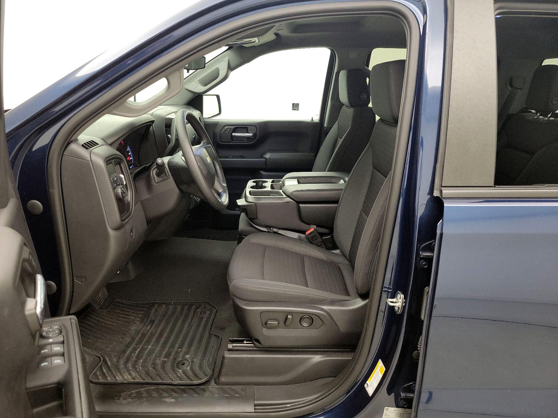 Thumbnail: 2023 Chevrolet Silverado 1500 - 11