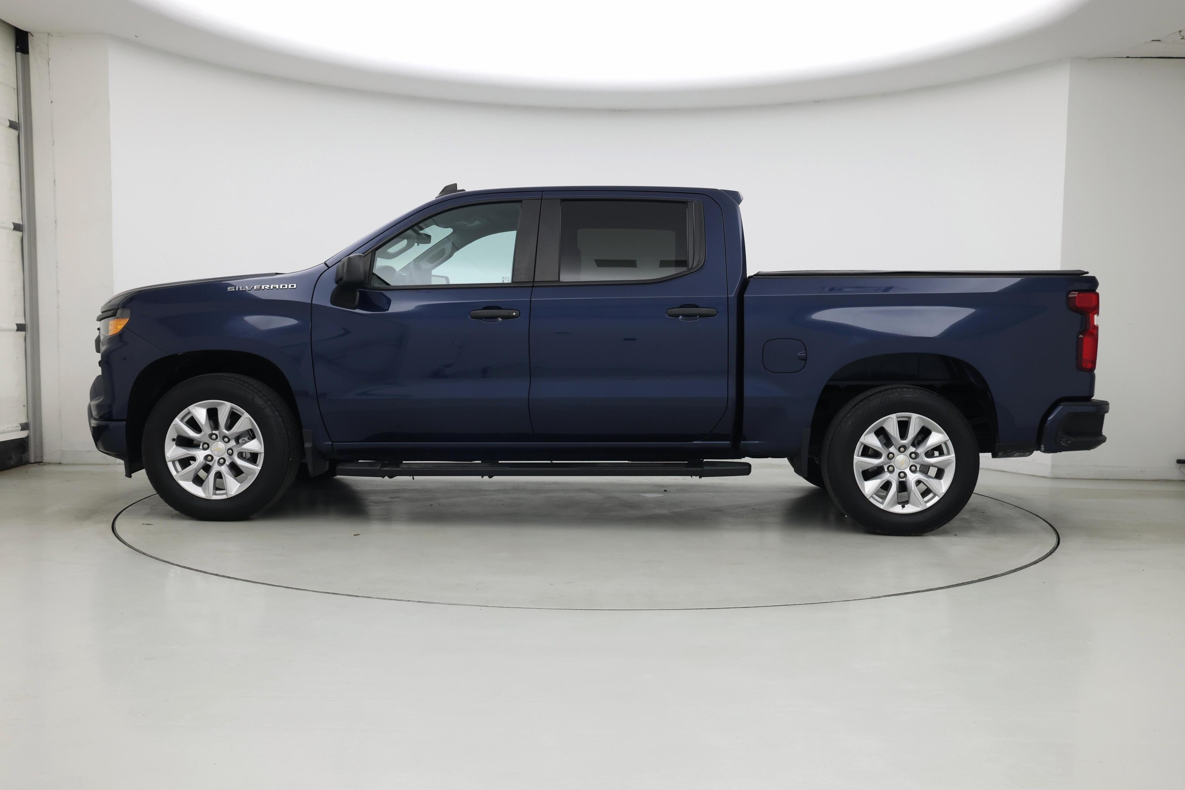 Thumbnail: 2023 Chevrolet Silverado 1500 - 3