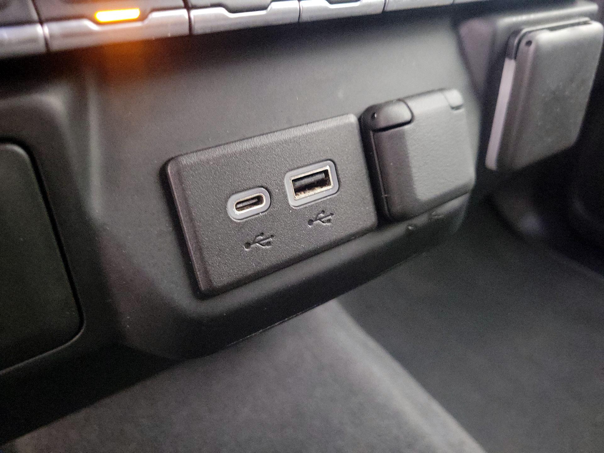 Thumbnail: 2022 Chevrolet Silverado 1500 - 18