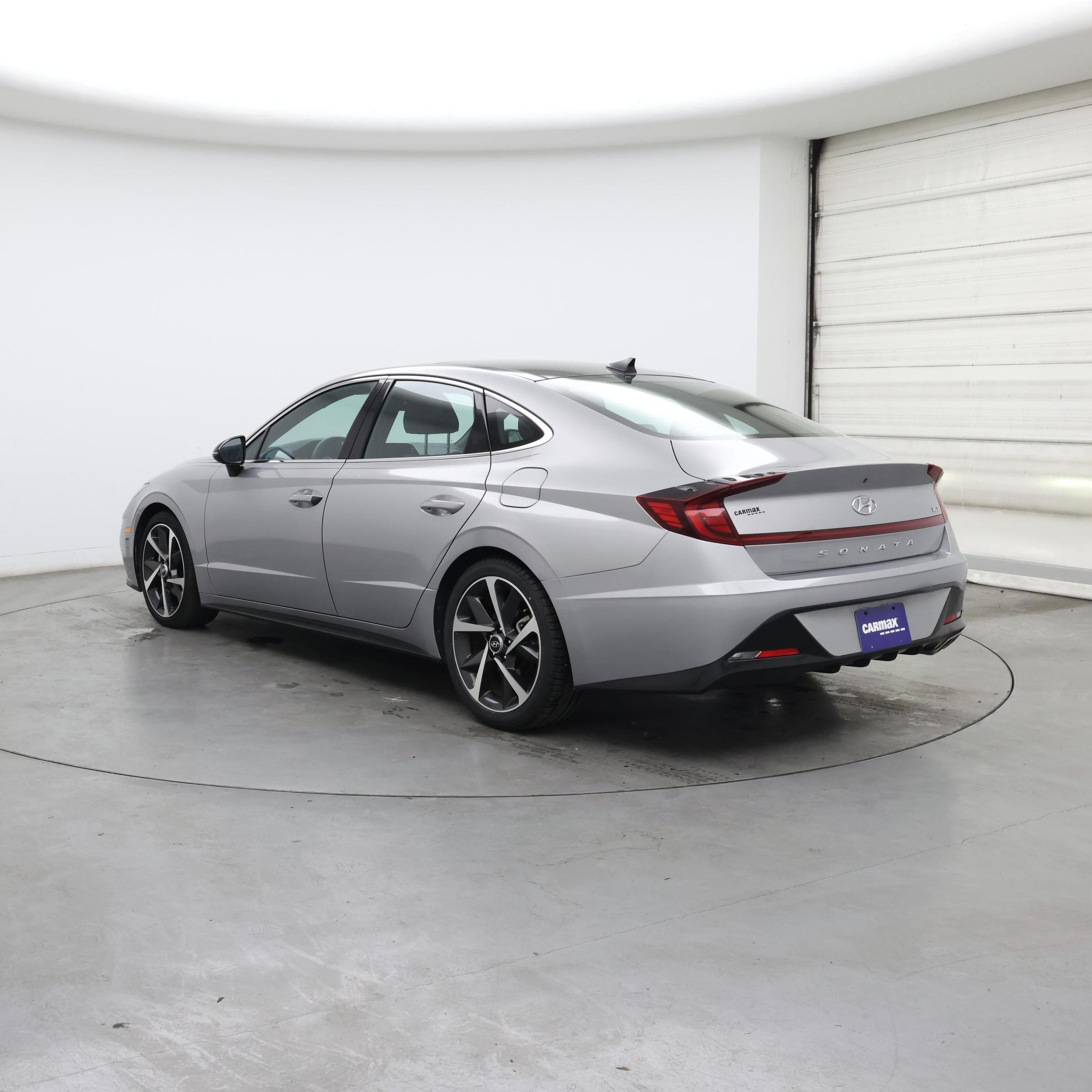 Thumbnail: 2023 Hyundai Sonata - 2