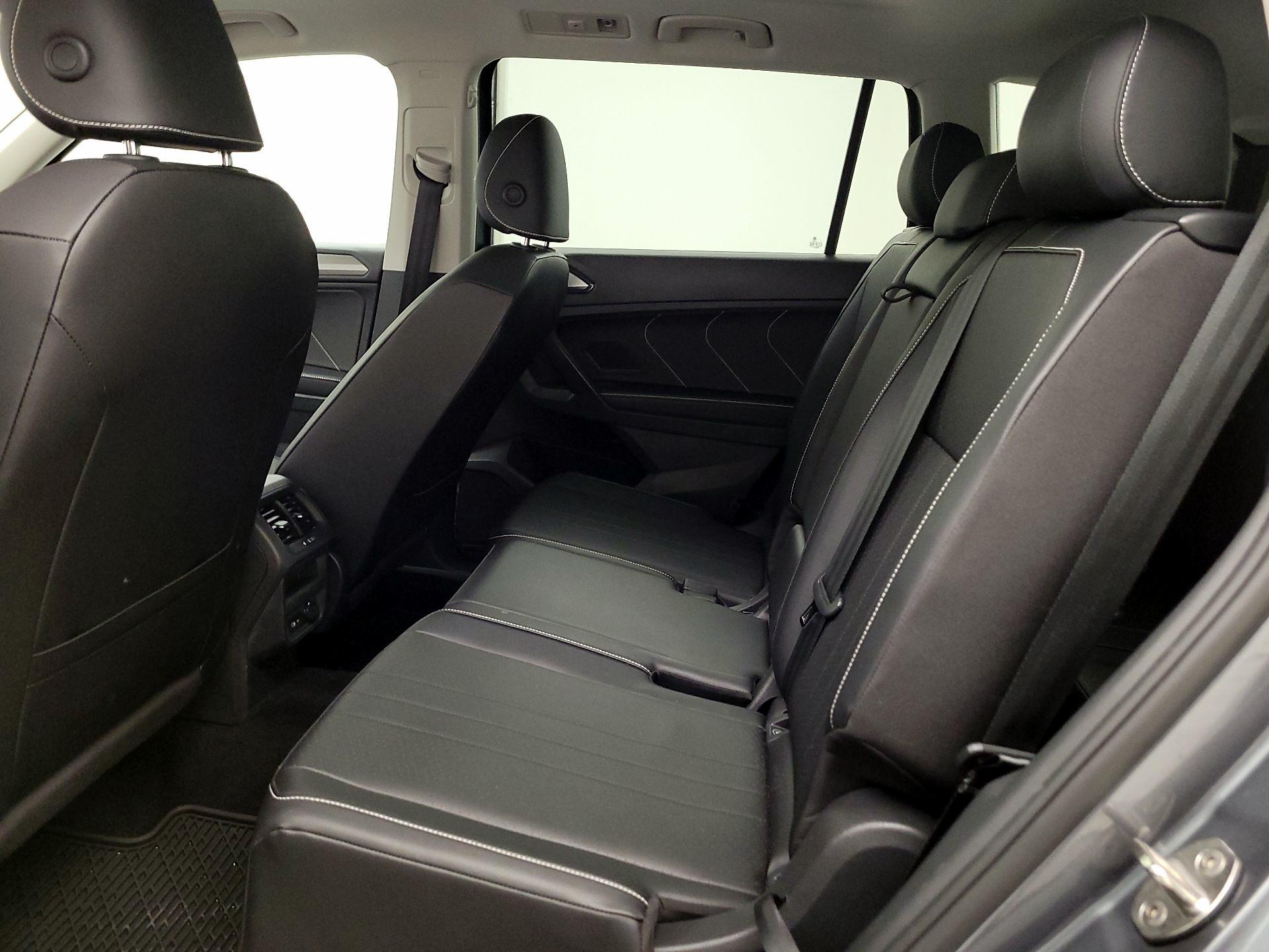 Thumbnail: 2022 Volkswagen Tiguan - 19