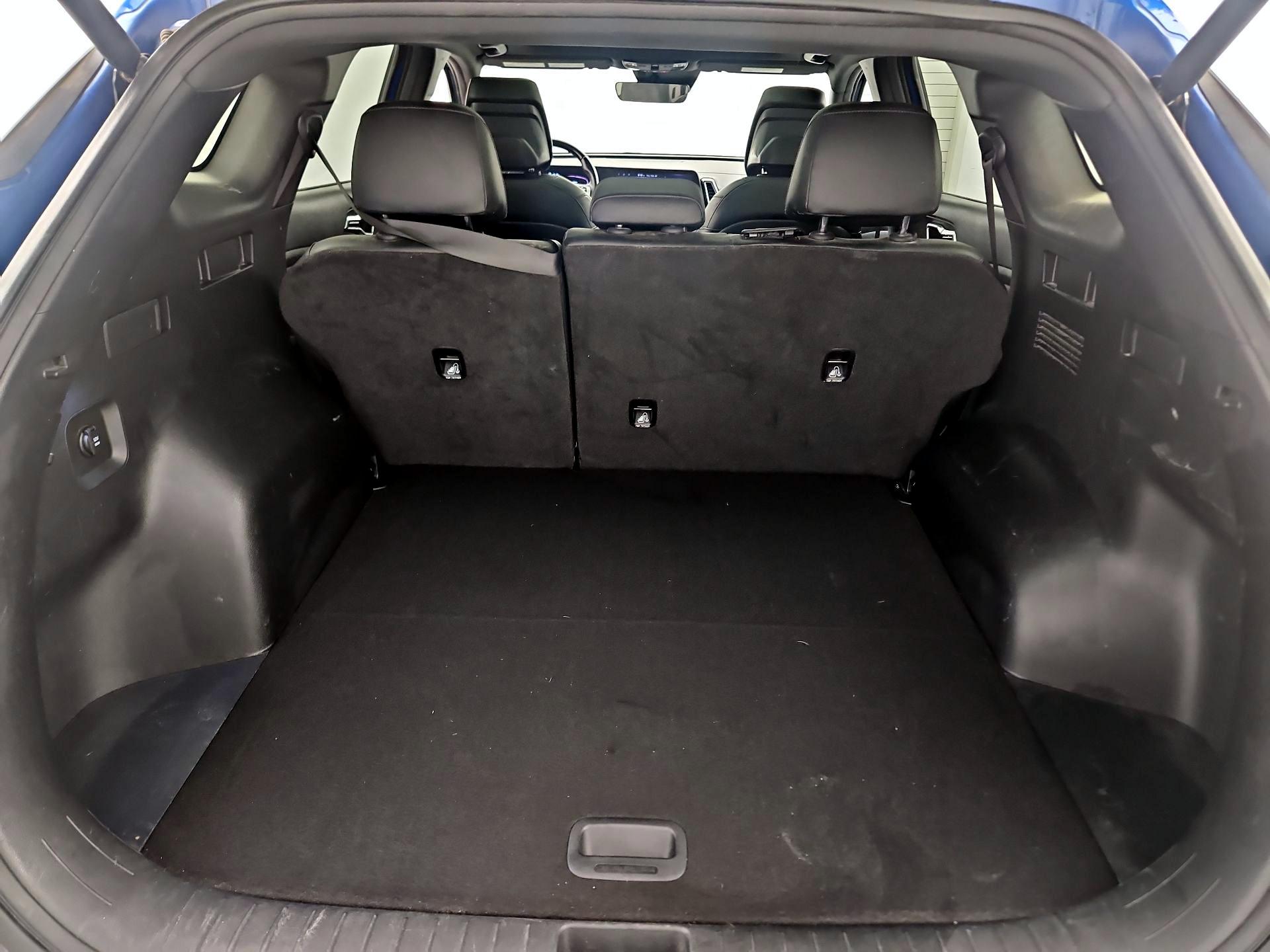 Thumbnail: 2023 Kia Sportage - 20