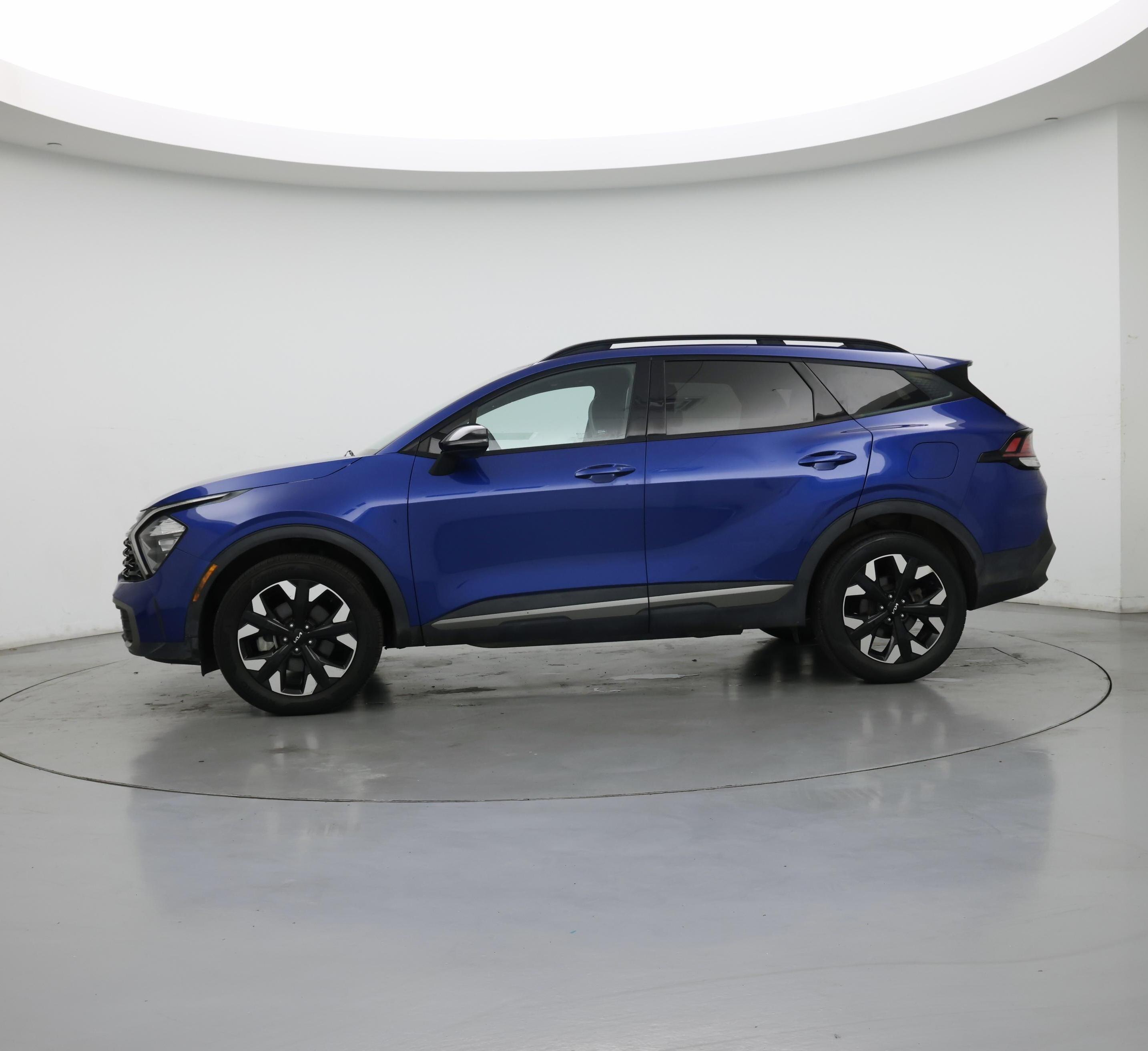 Thumbnail: 2023 Kia Sportage - 3