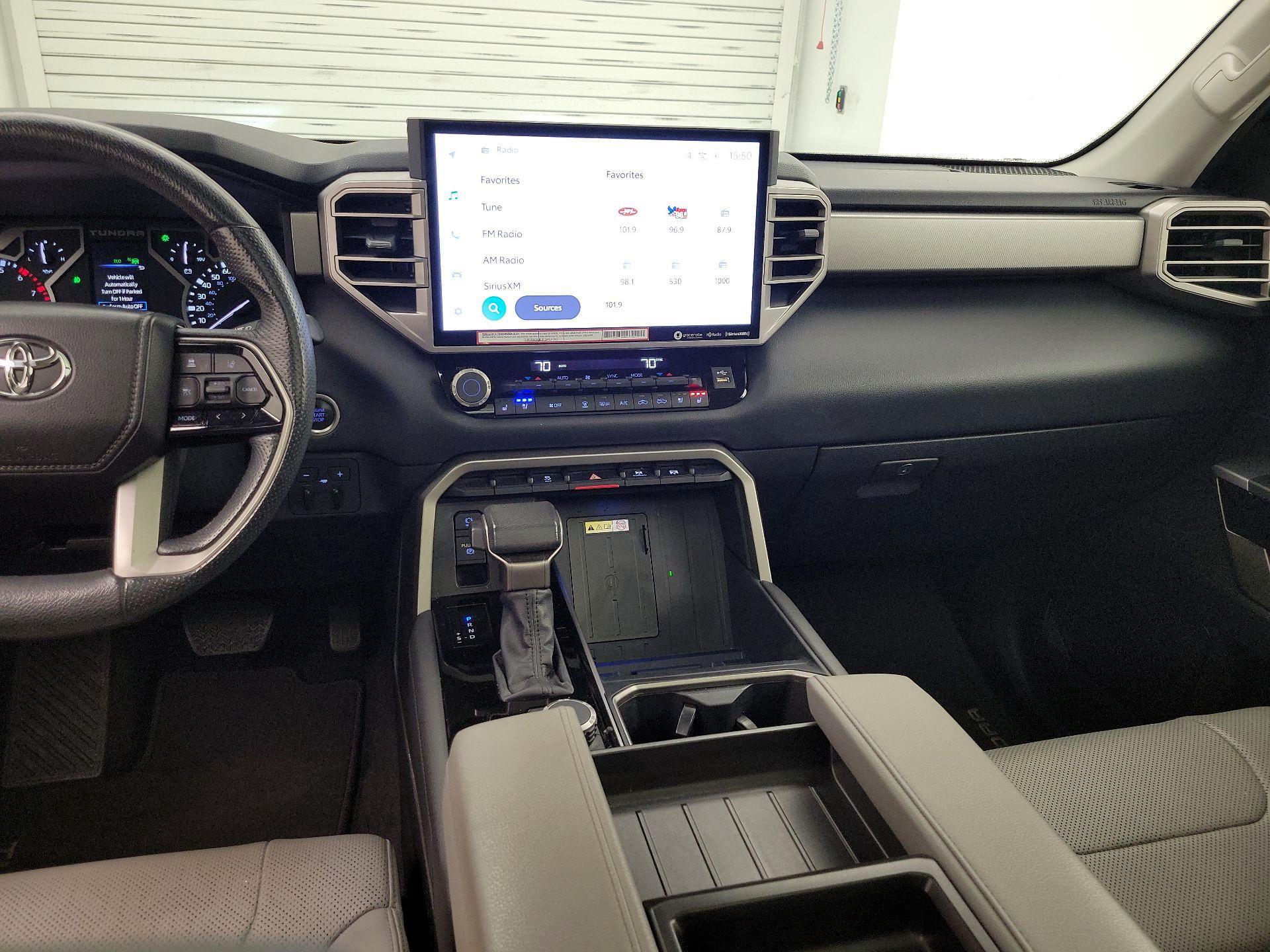 Thumbnail: 2023 Toyota Tundra - 9