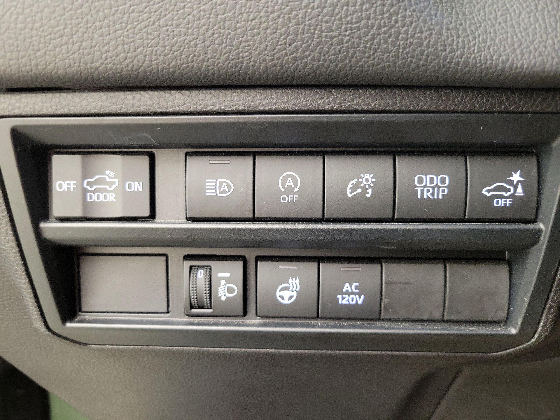 Thumbnail: 2023 Toyota Tundra - 13