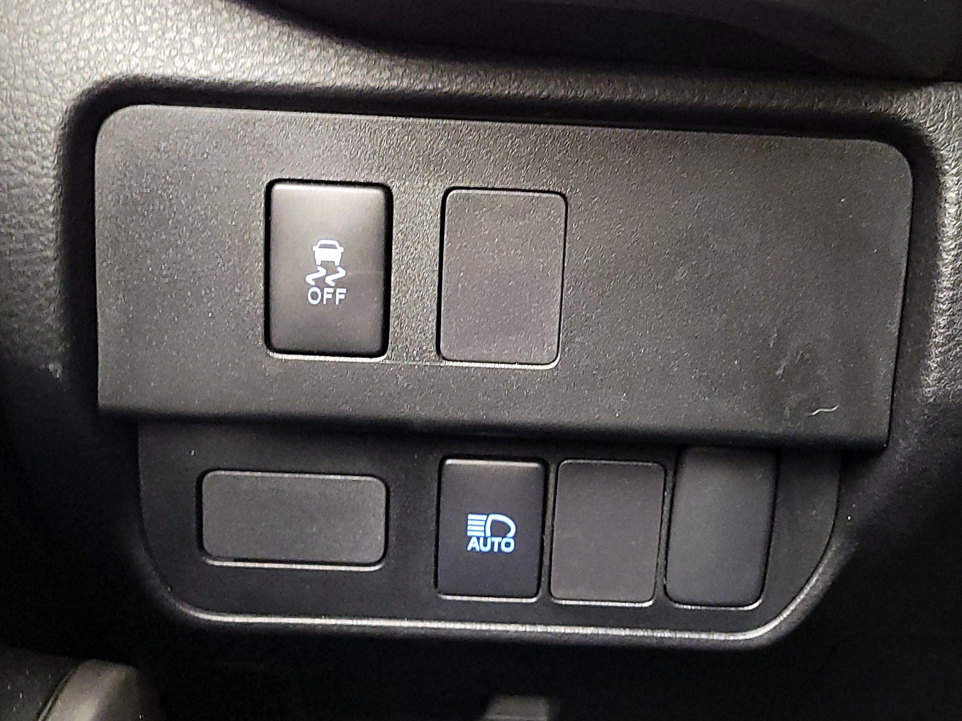 Thumbnail: 2023 Toyota Tacoma - 13