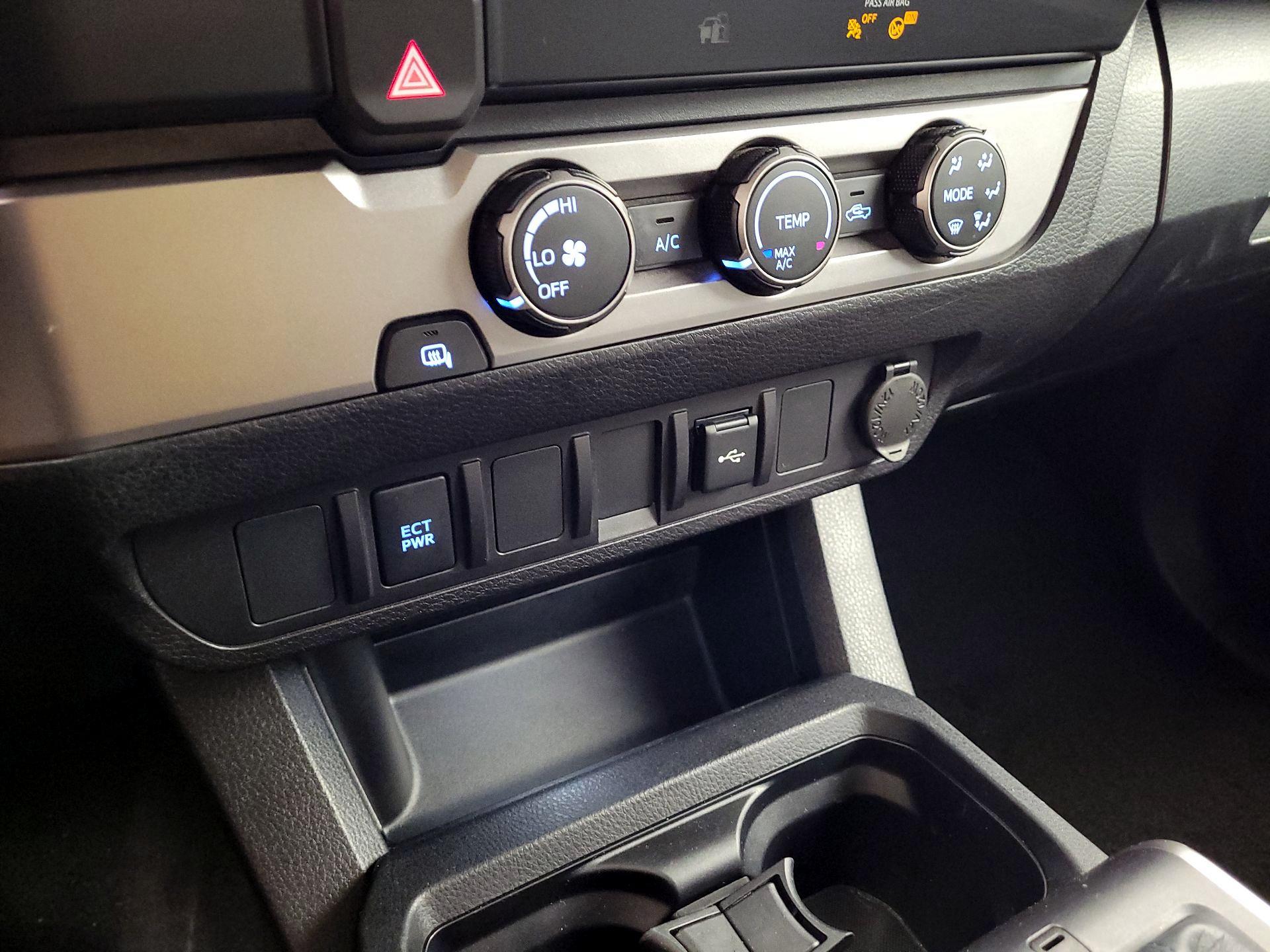 Thumbnail: 2023 Toyota Tacoma - 18