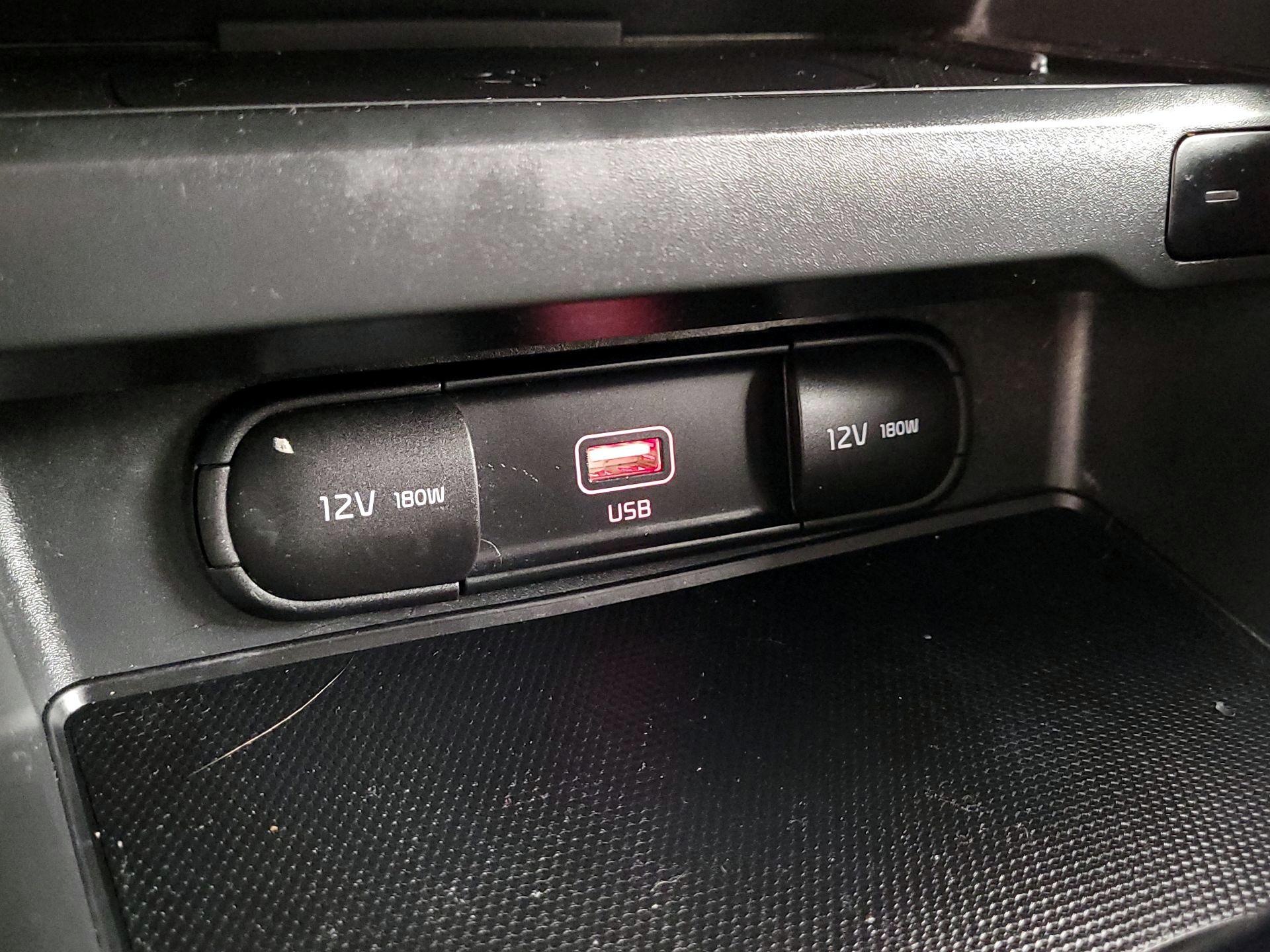 Thumbnail: 2020 Kia Soul - 18