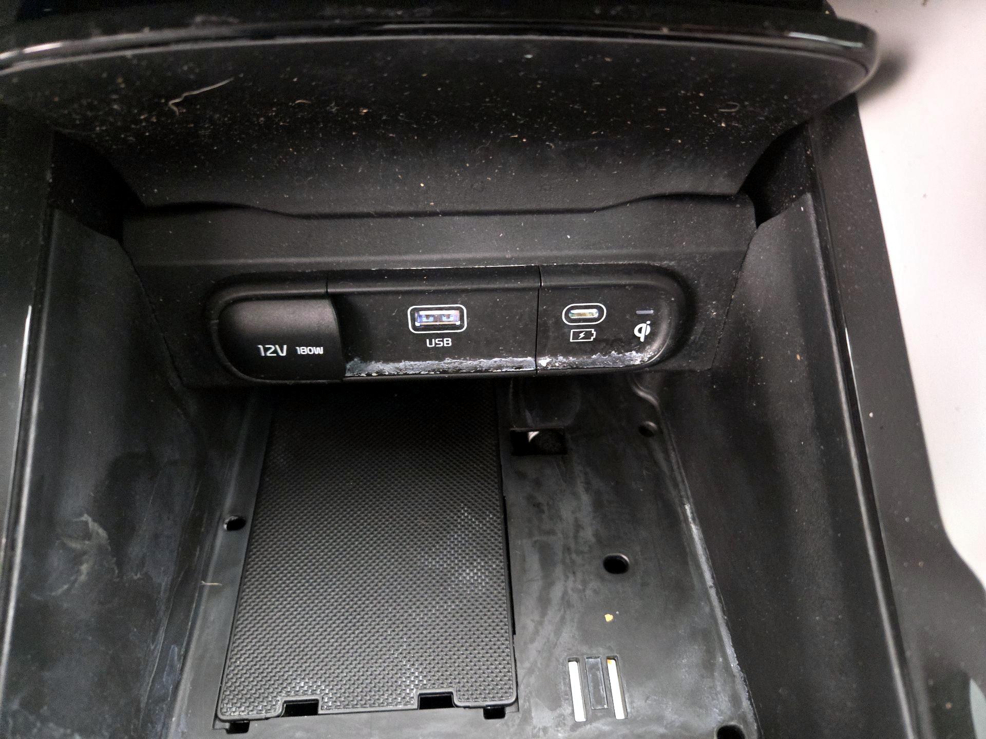 Thumbnail: 2023 Kia Telluride - 19