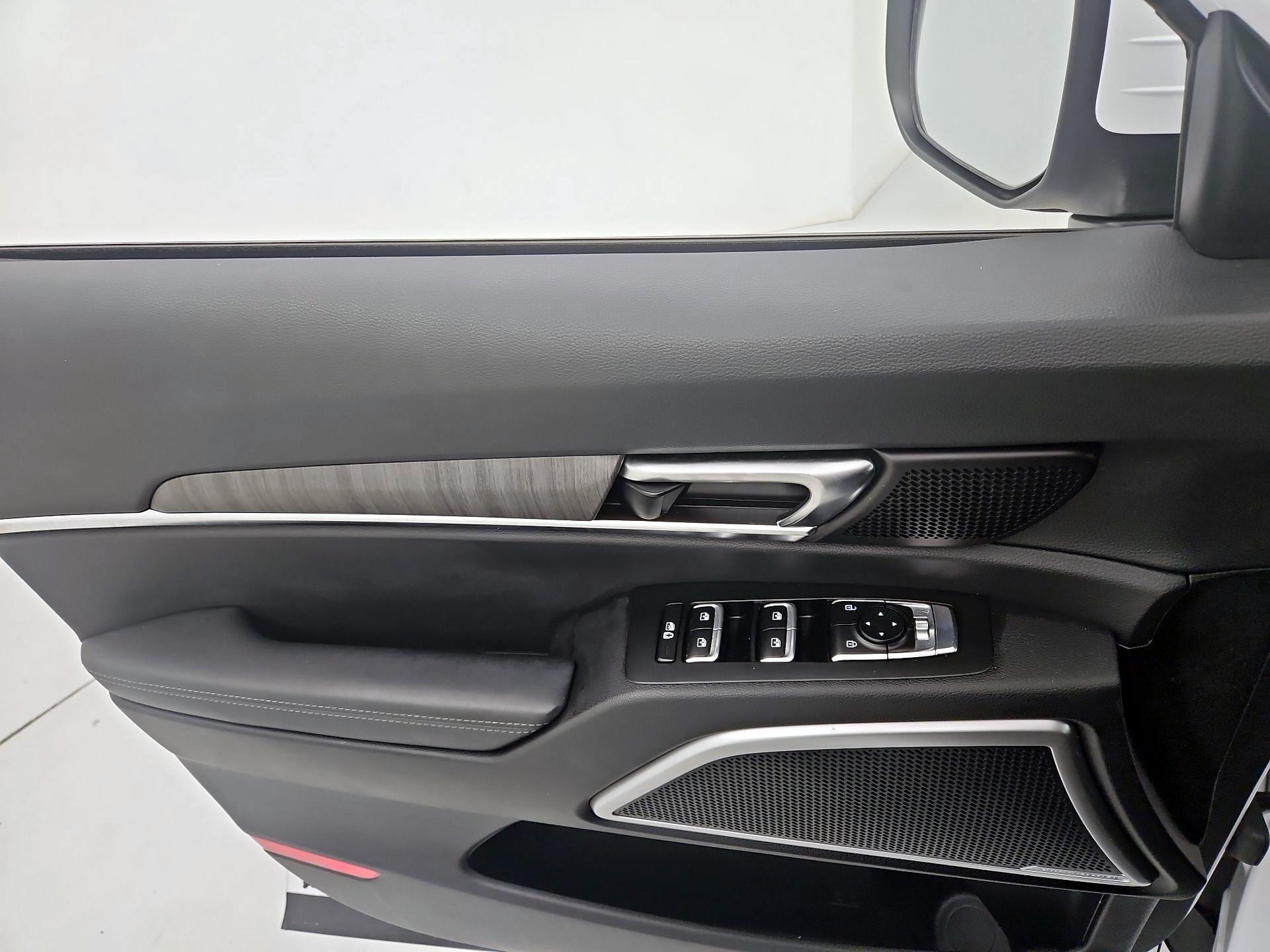 Thumbnail: 2023 Kia Telluride - 12