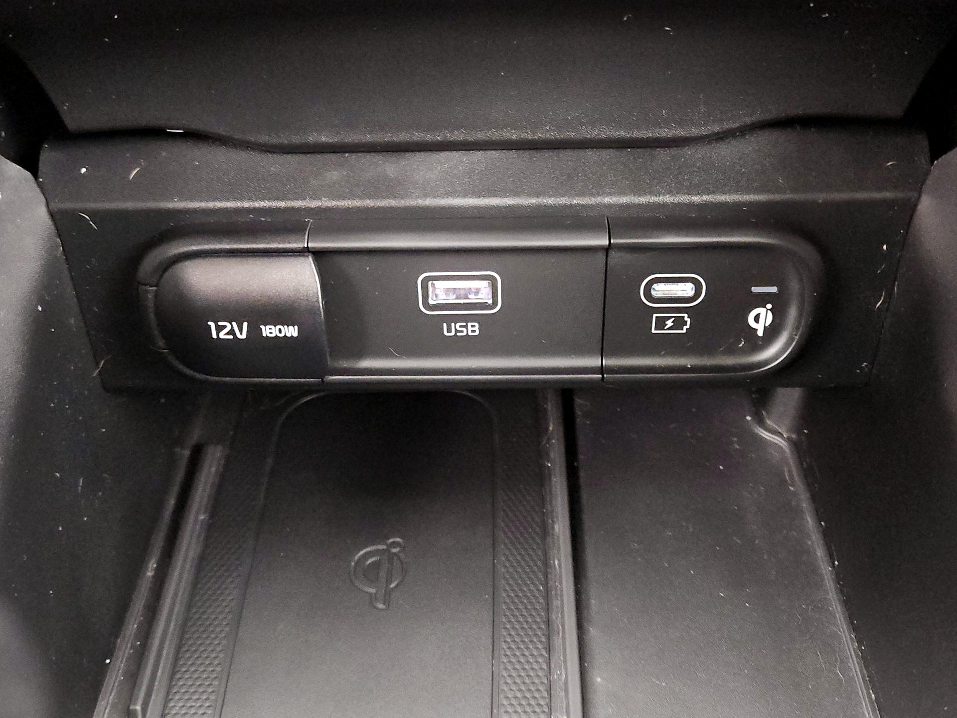 Thumbnail: 2023 Kia Telluride - 19