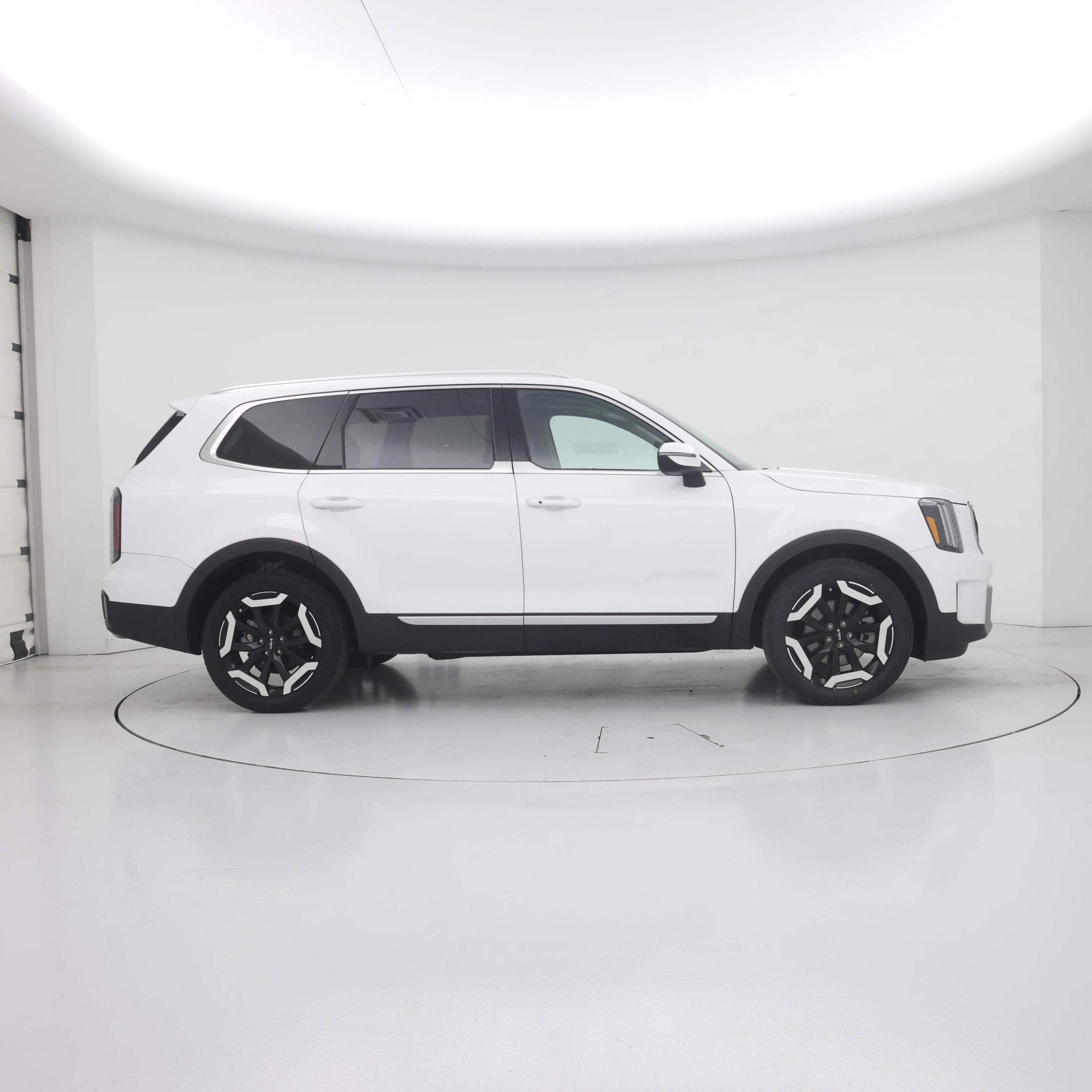 Thumbnail: 2023 Kia Telluride - 7