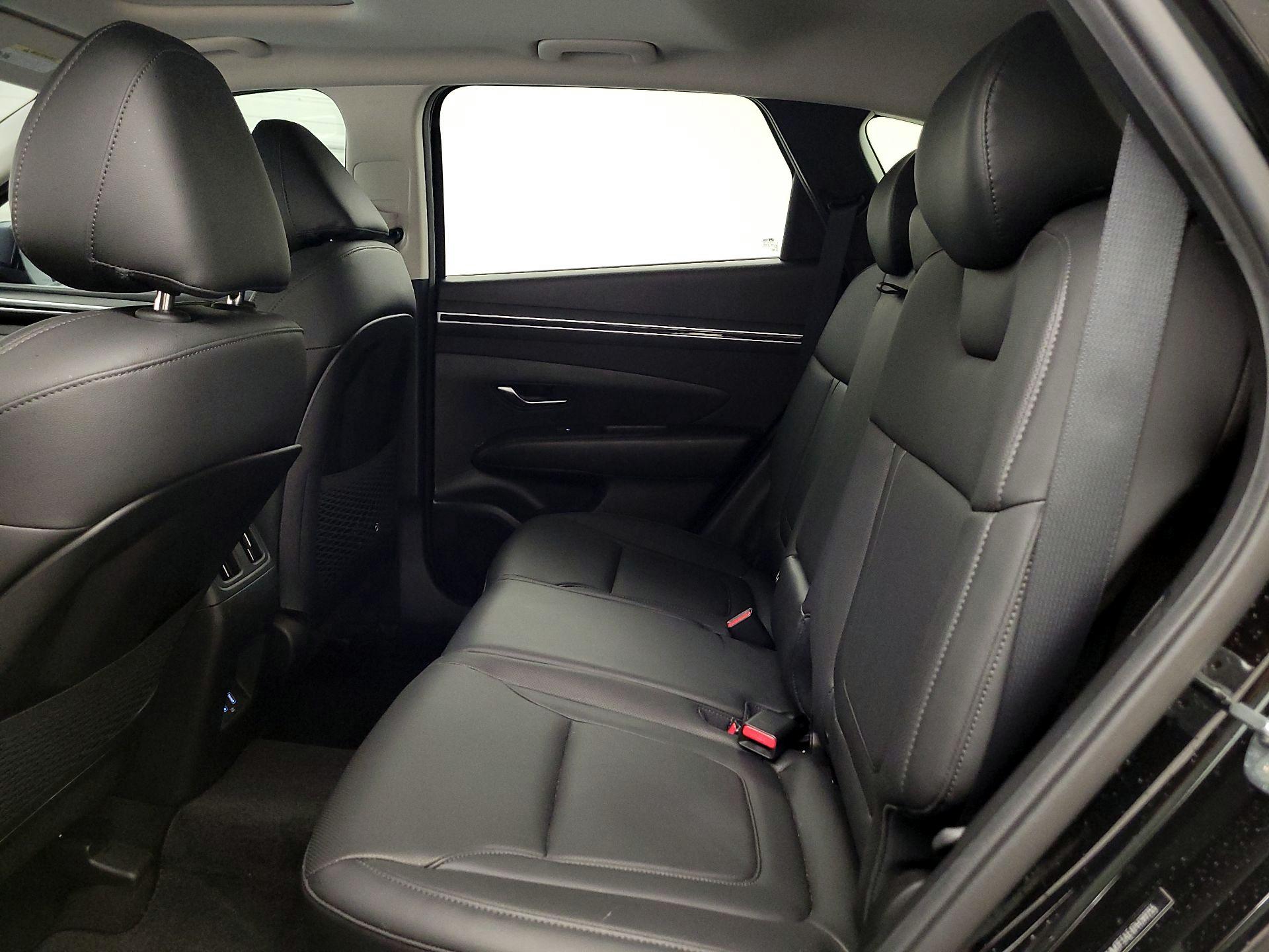 Thumbnail: 2023 Hyundai Tucson - 19