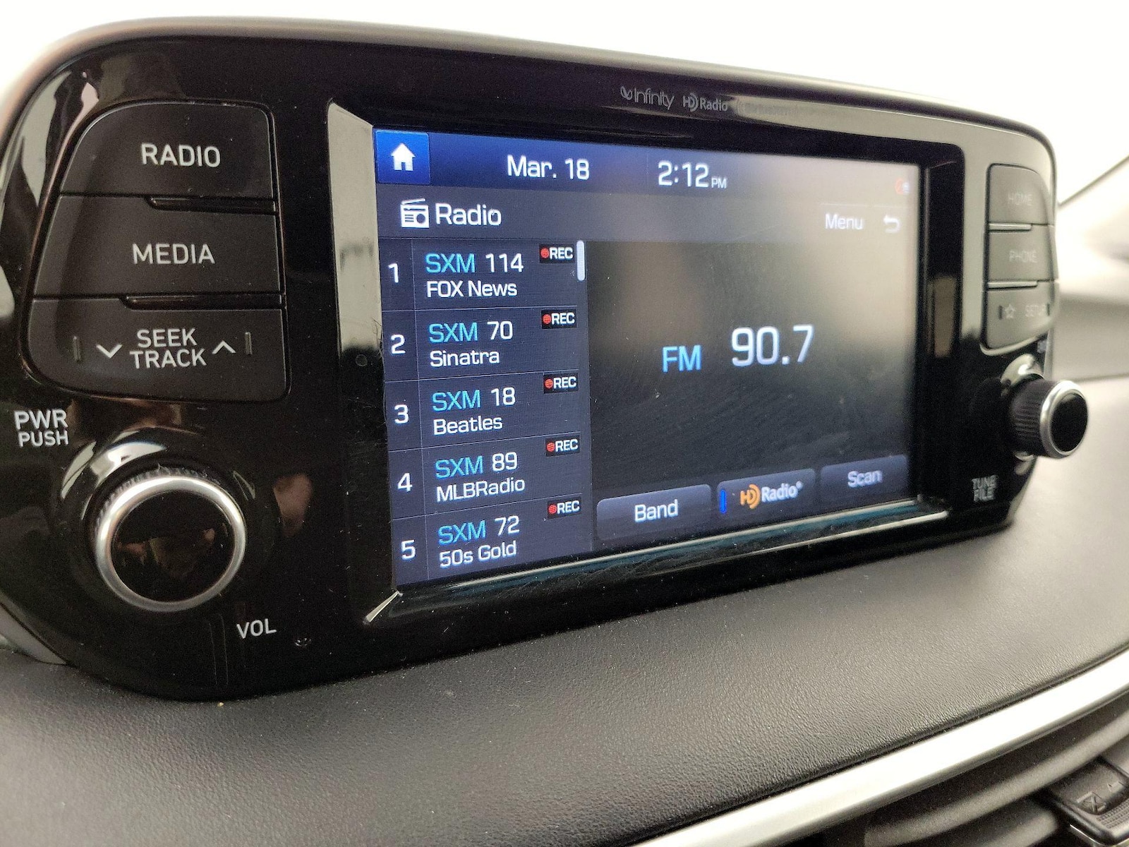 2021 Hyundai Tucson Limited - Photo 16