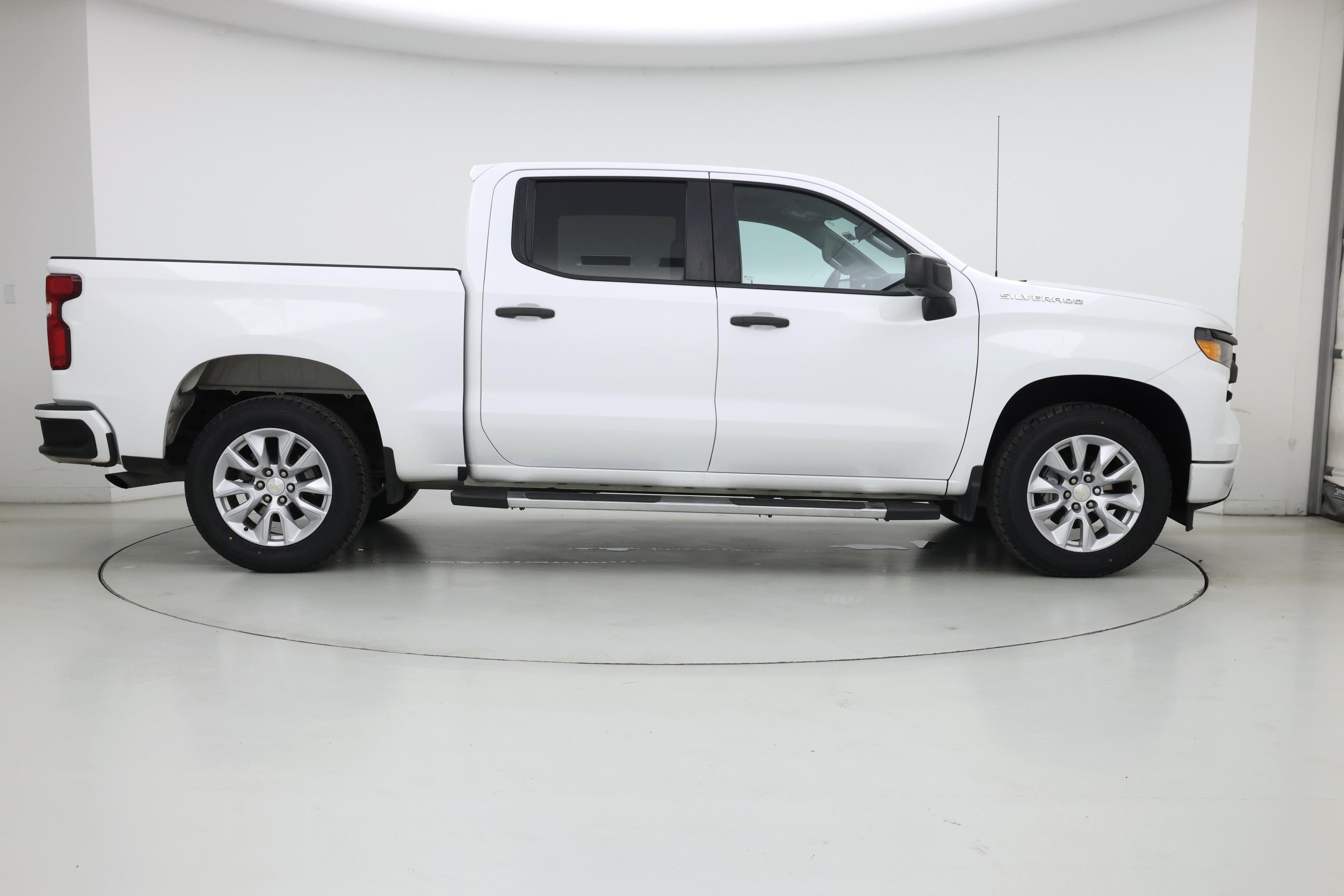 Thumbnail: 2022 Chevrolet Silverado 1500 - 7