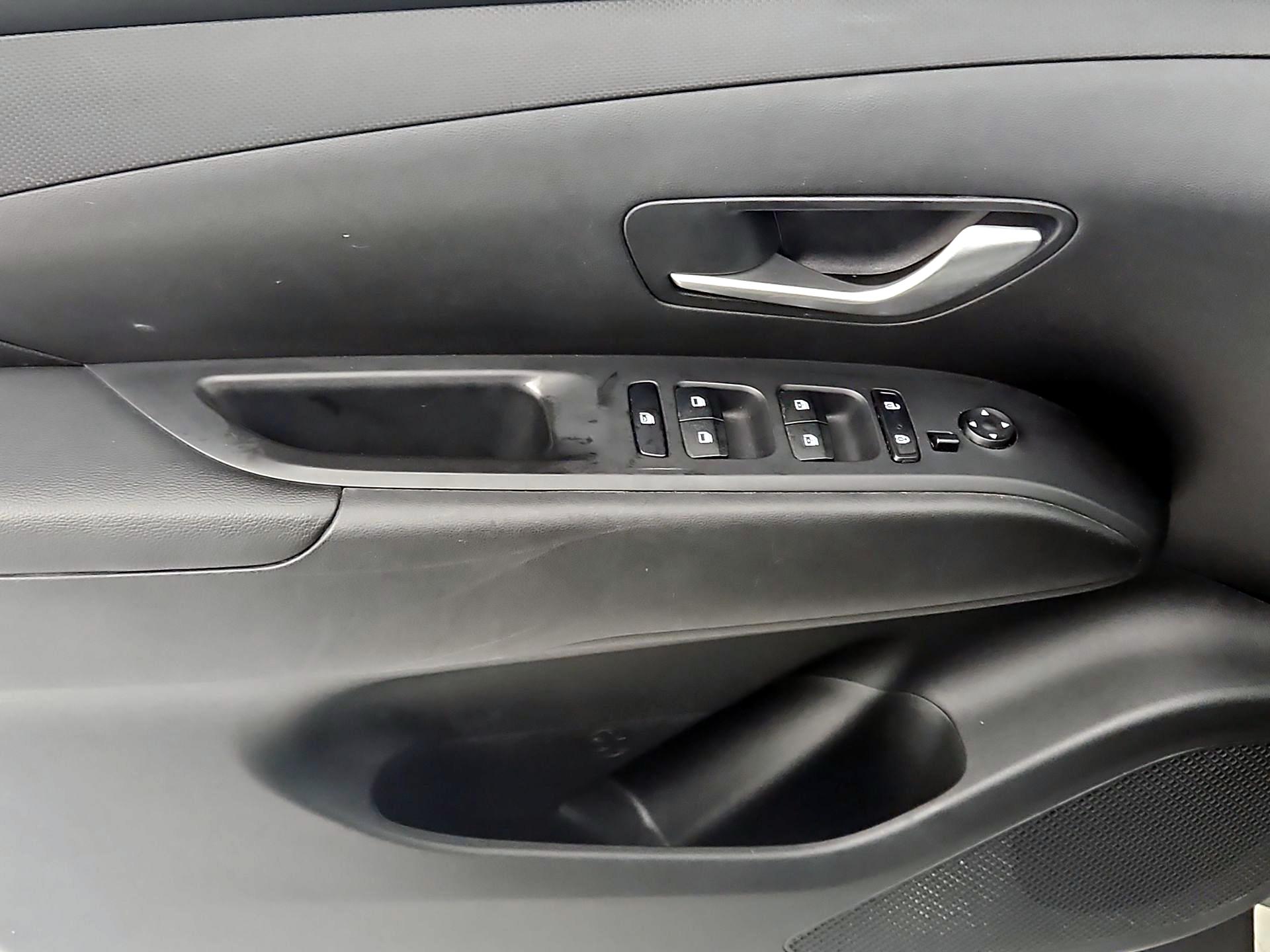 Thumbnail: 2023 Hyundai Tucson - 12