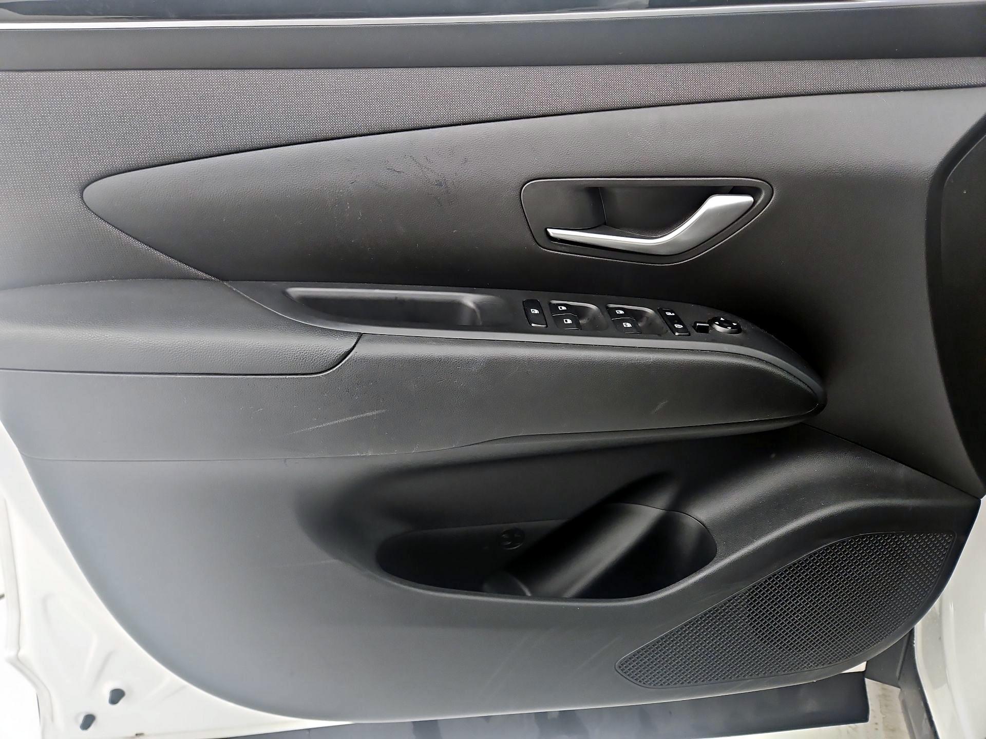 Thumbnail: 2023 Hyundai Tucson - 12